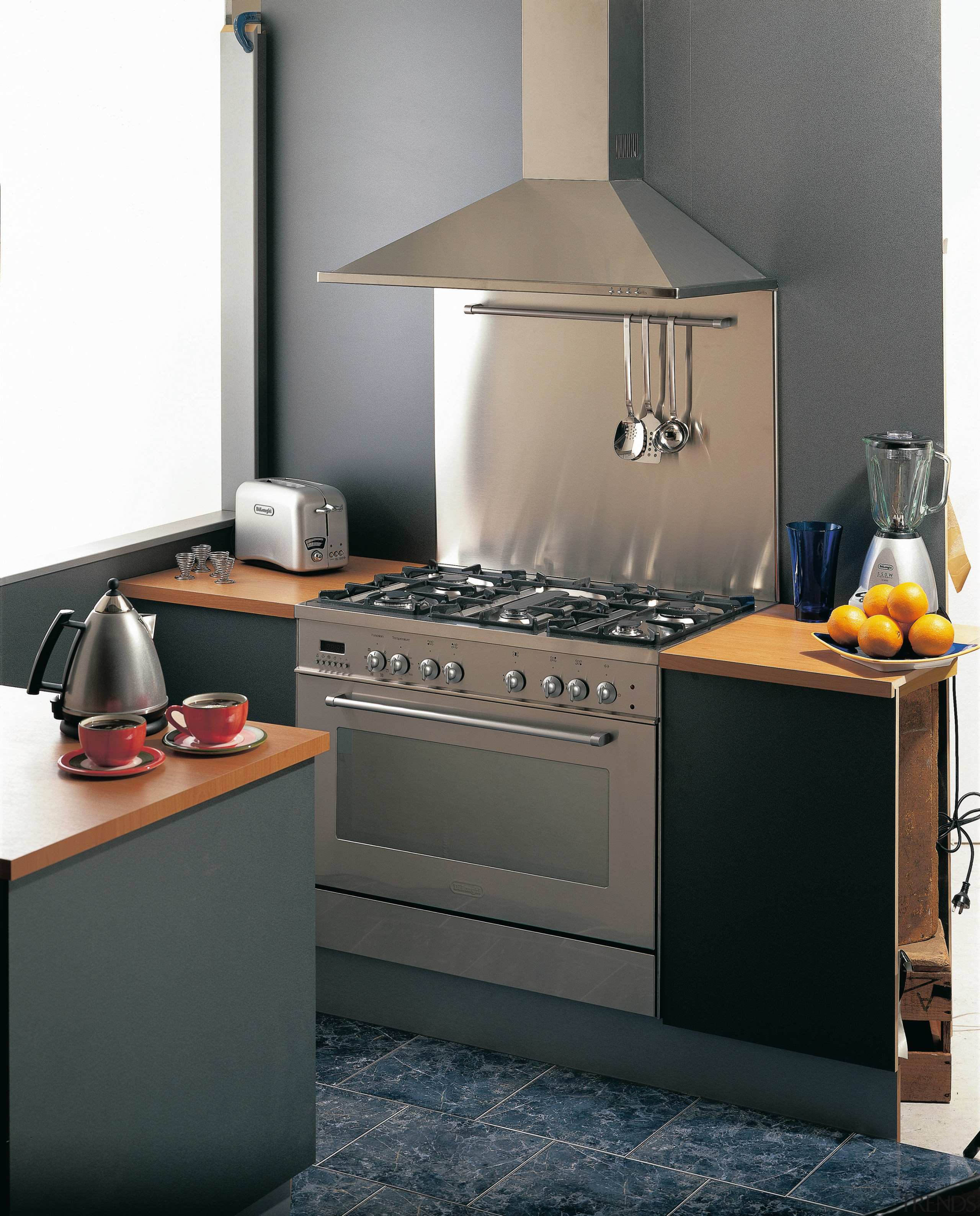 View of this kitchen with stainless steel cooker countertop, gas stove, home appliance, kitchen, kitchen appliance, kitchen stove, major appliance, product design, small appliance, black, gray