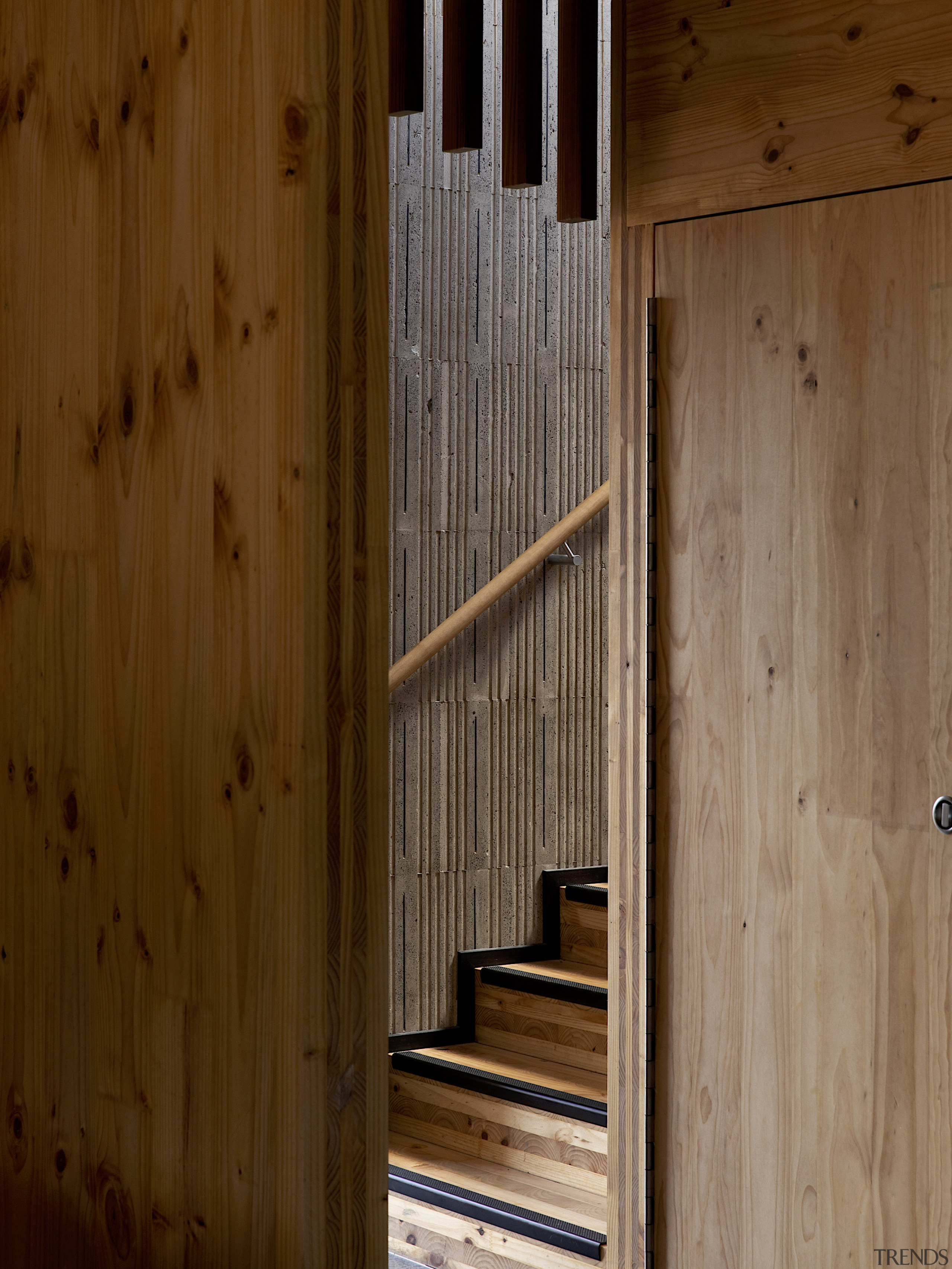 Stairs  – Tuarangi by TOA architects - Pushing brown