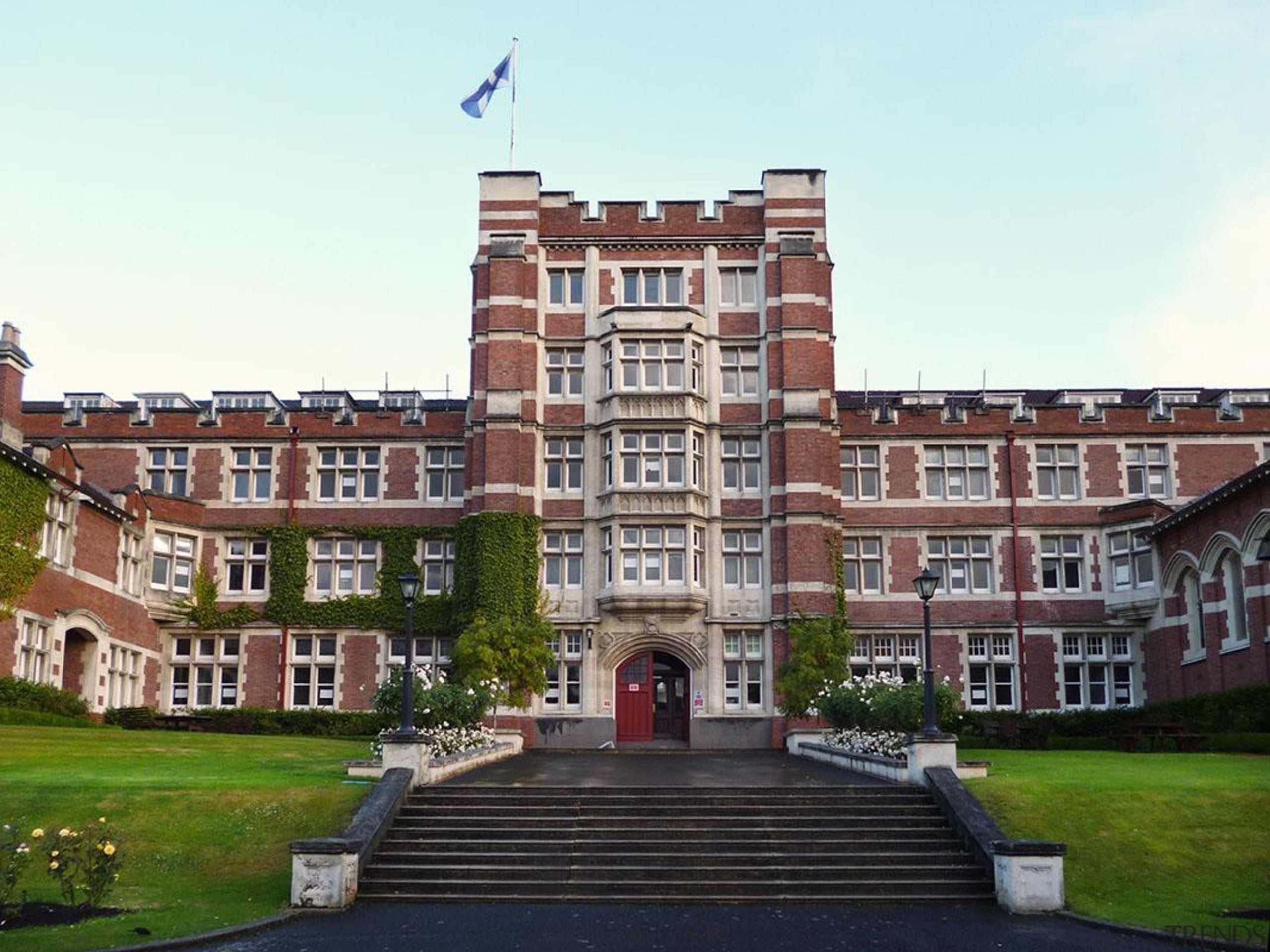 MERIT WINNERKnox College - Dunedin (1 of 4) apartment, building, campus, college, condominium, estate, facade, historic house, home, house, listed building, manor house, mansion, national trust for places of historic interest or natural beauty, property, real estate, stately home, university, white