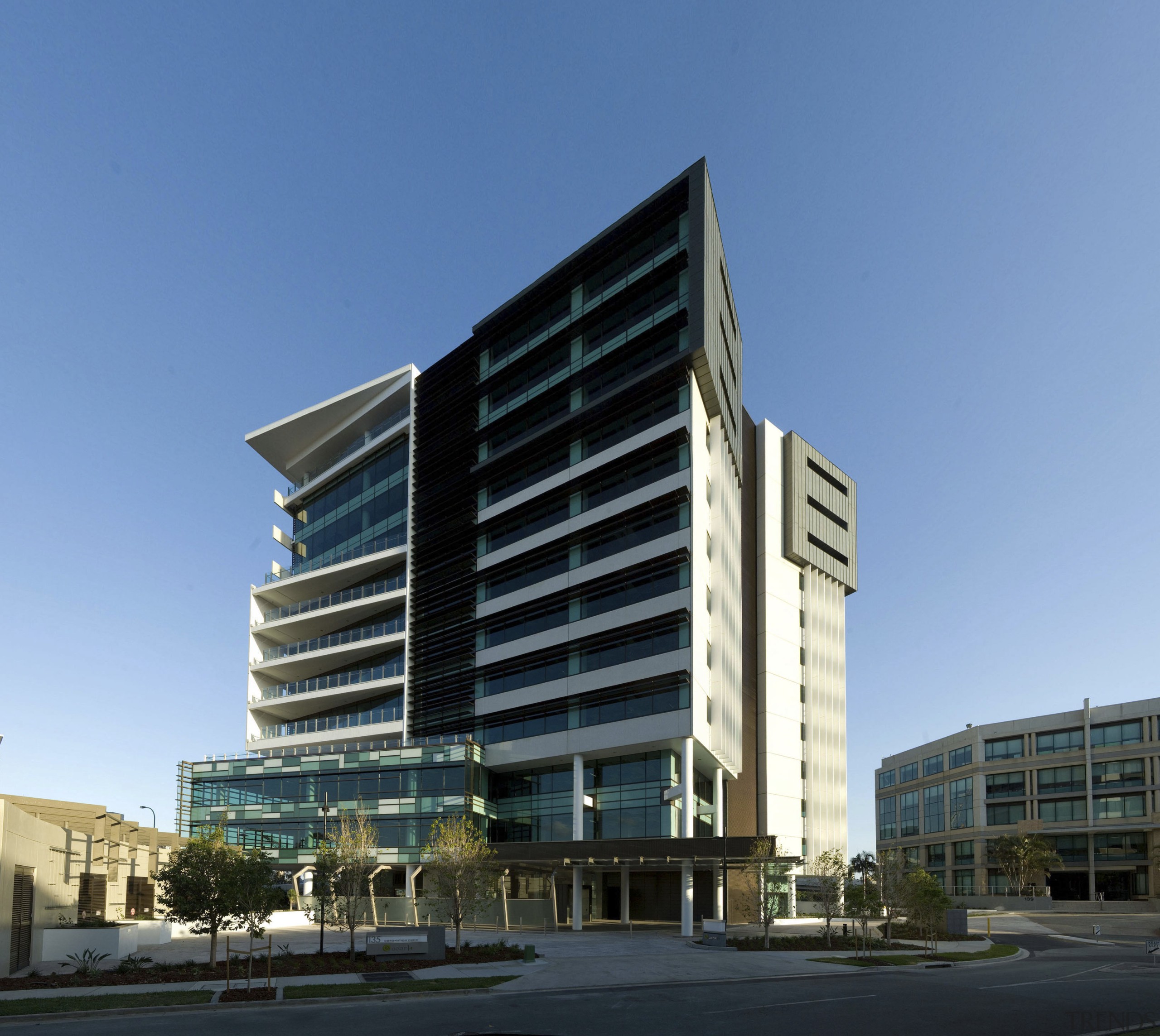 Building 4 in Coronation Drive Office Park, close architecture, building, commercial building, condominium, convention center, corporate headquarters, daytime, facade, headquarters, metropolis, metropolitan area, mixed use, real estate, sky, tower block, teal, black