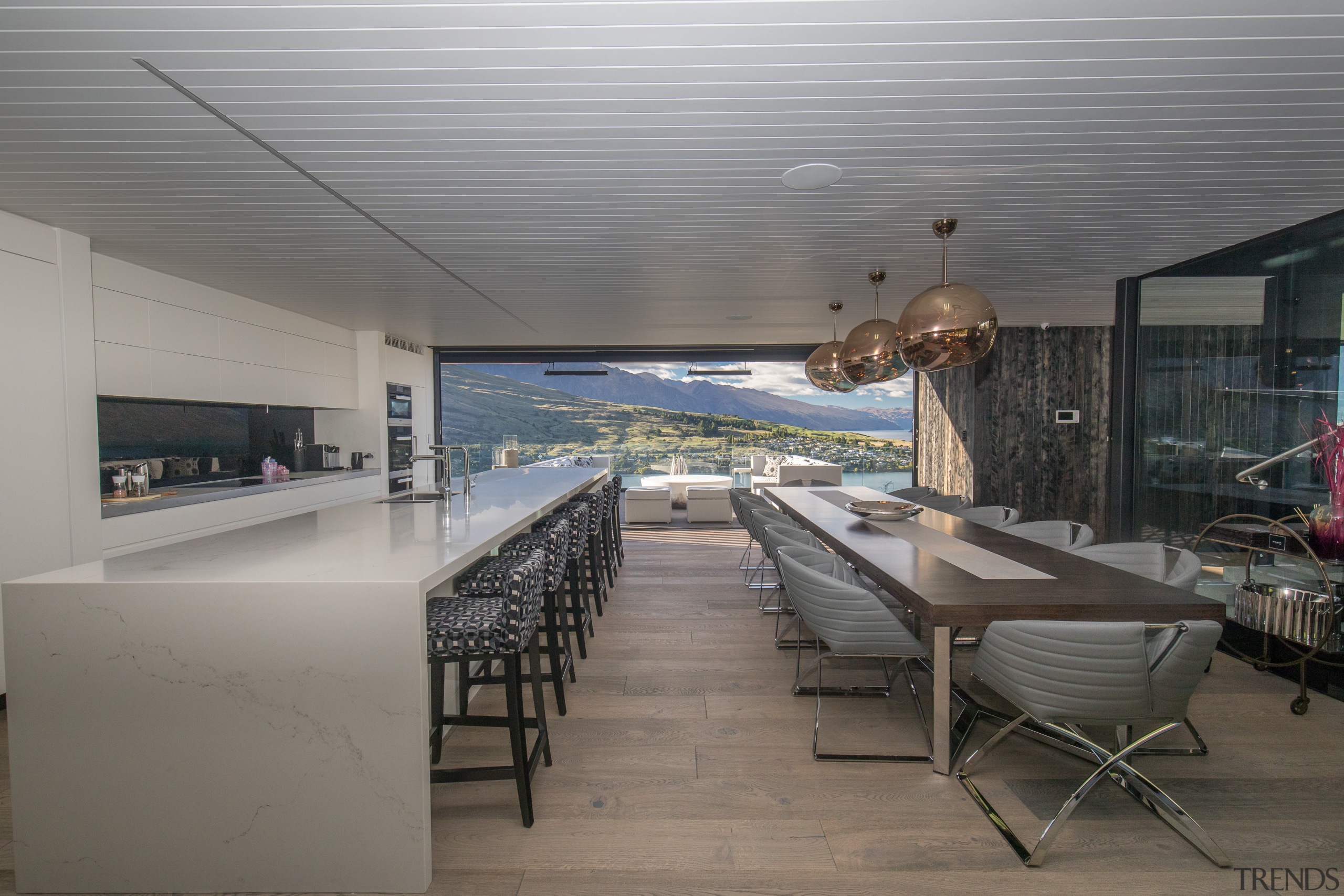 ​​​​​​​Resene Alabaster offers a neutral foil to the architecture, house, interior design, Resene Alabaster, neutral, stain