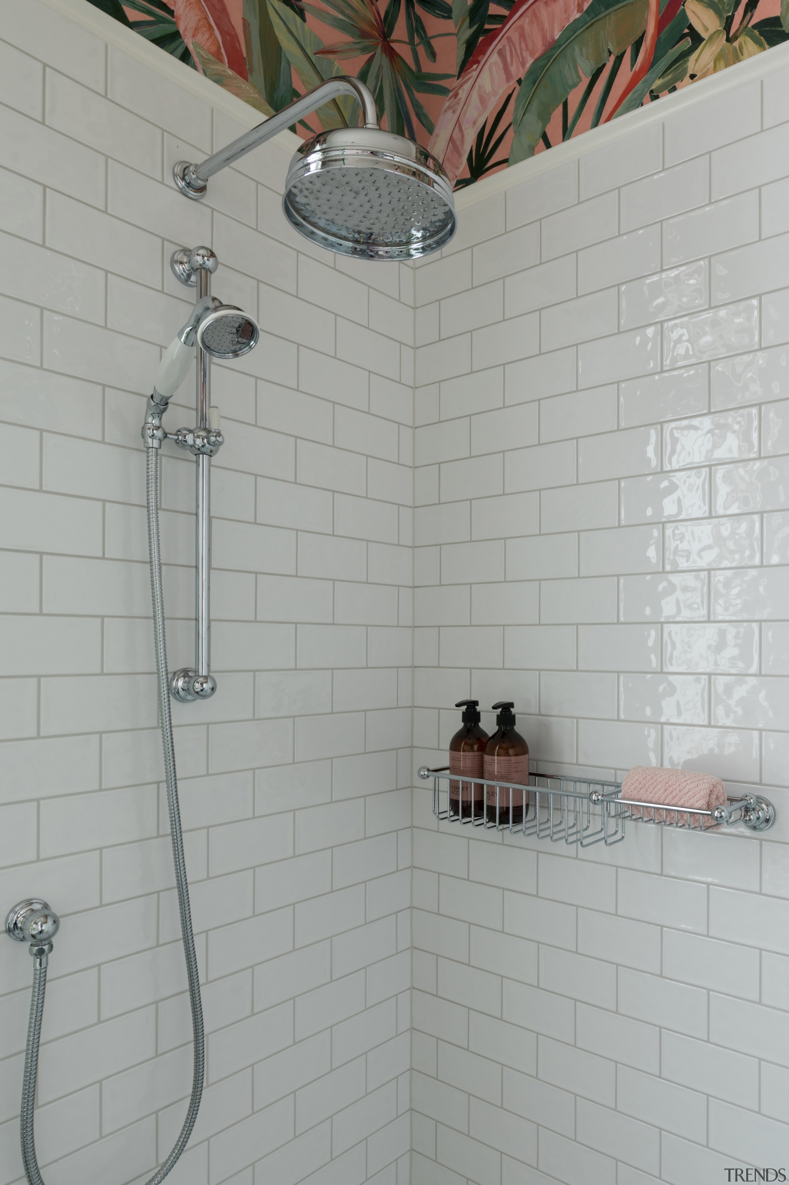 A large rainhead shower head seems very in 