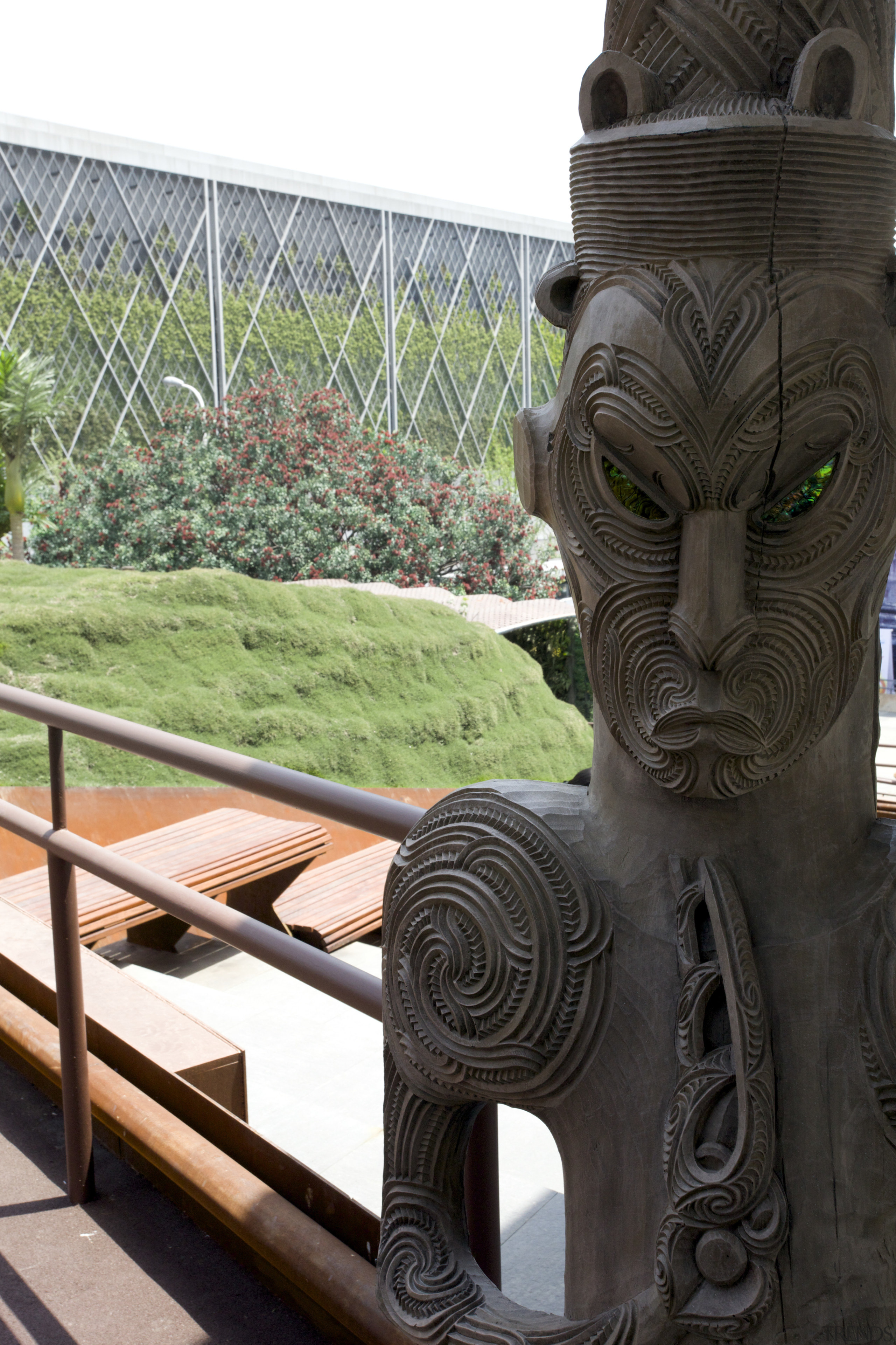 New Zealand Pavilion, Shanghai World Expo, China - carving, monument, outdoor structure, sculpture, statue, stone carving, temple, tourist attraction, black