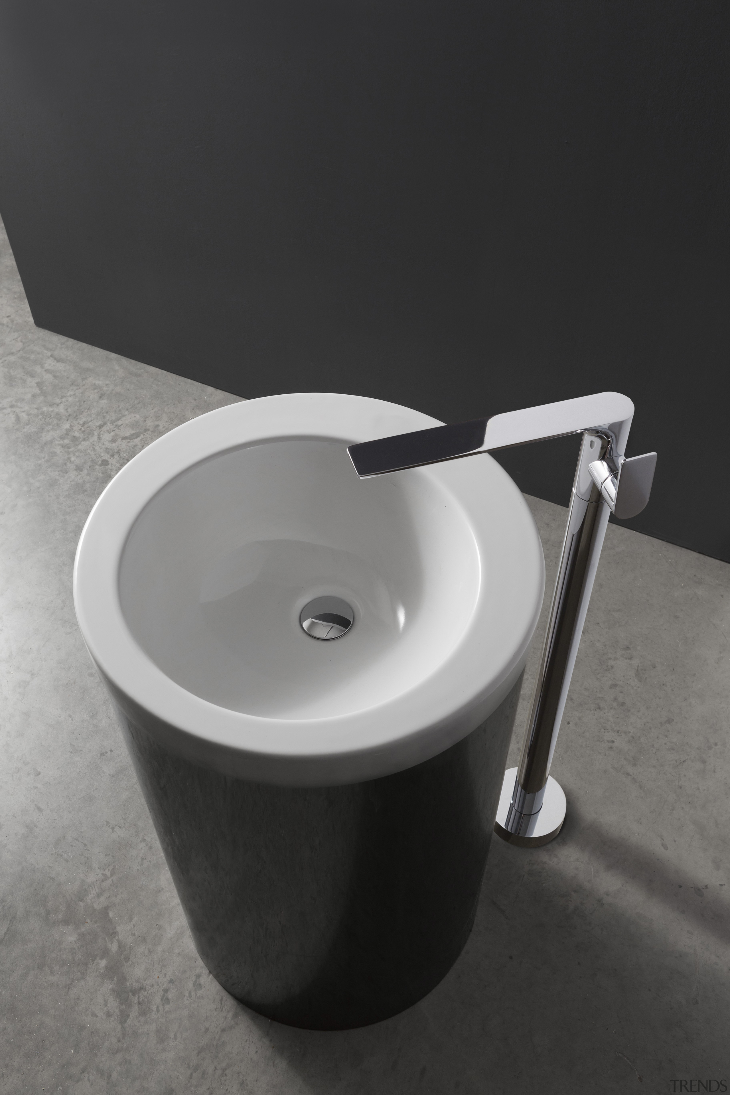 Trenz is proud to introduce our new range bathroom sink, ceramic, plumbing fixture, product, product design, sink, tap, toilet seat, black, gray