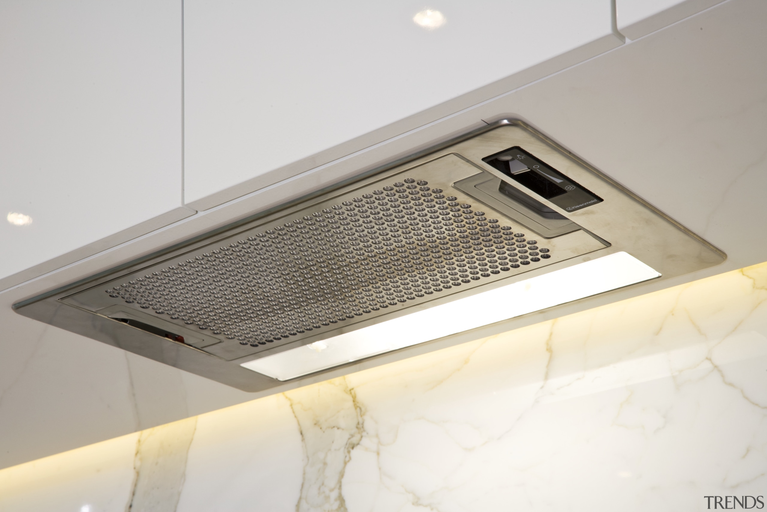 Image of the fully concealedrangehood which provides great lighting, product design, white