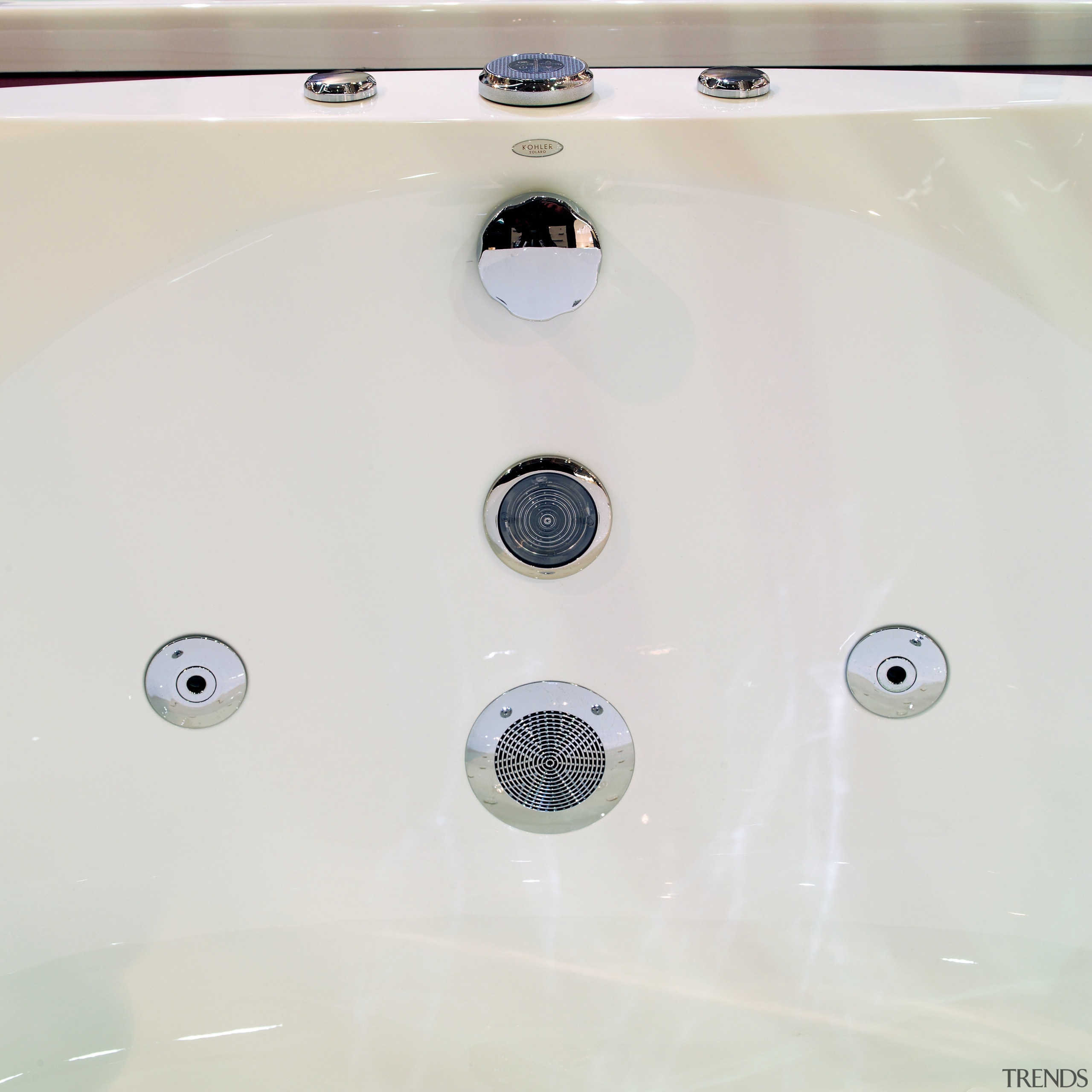 The detail of spouts in a spa bath plumbing fixture, product design, sink, tap, white