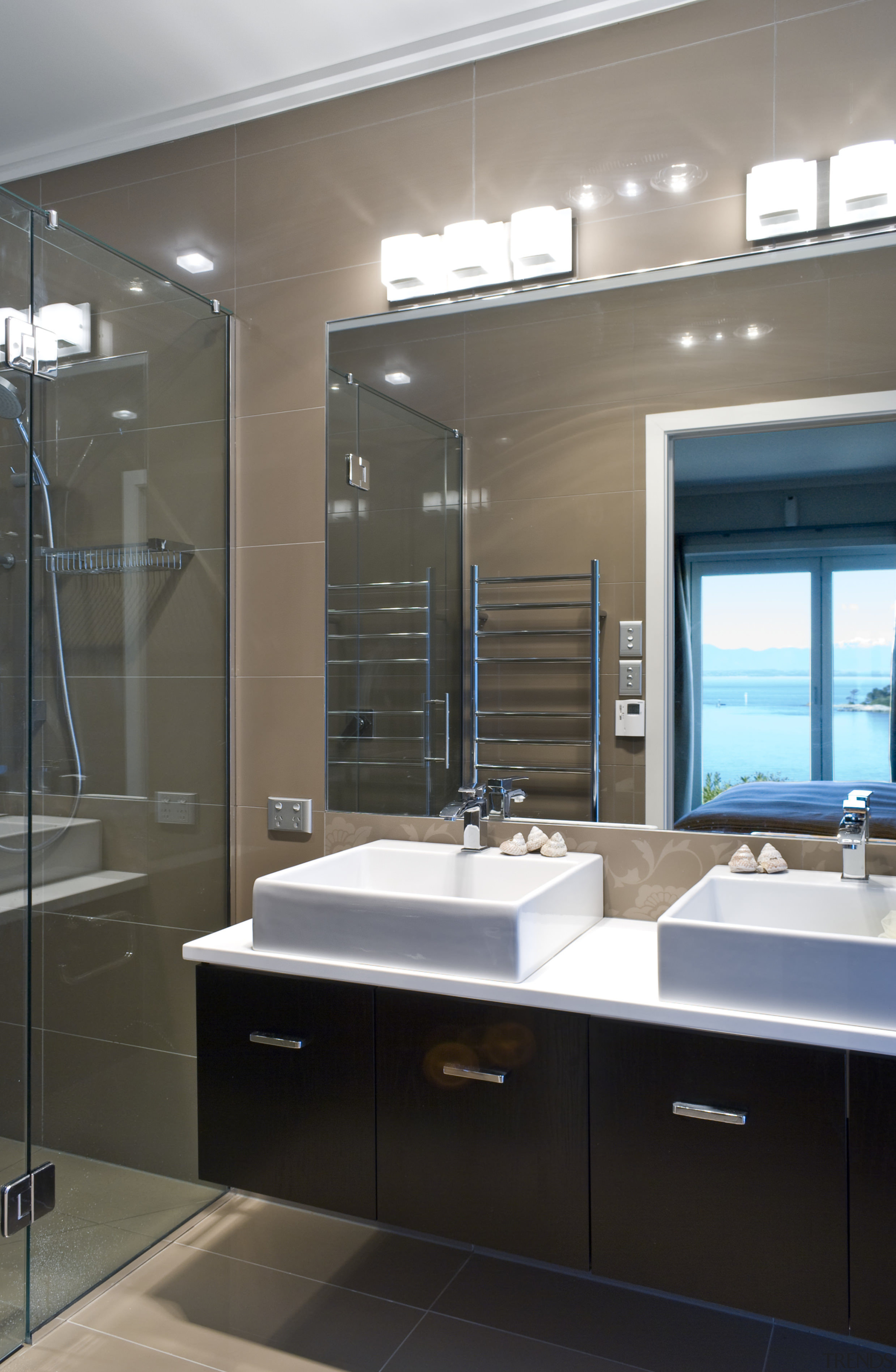 View of a bathroom with vanity and shower bathroom, bathroom accessory, interior design, sink, gray, black