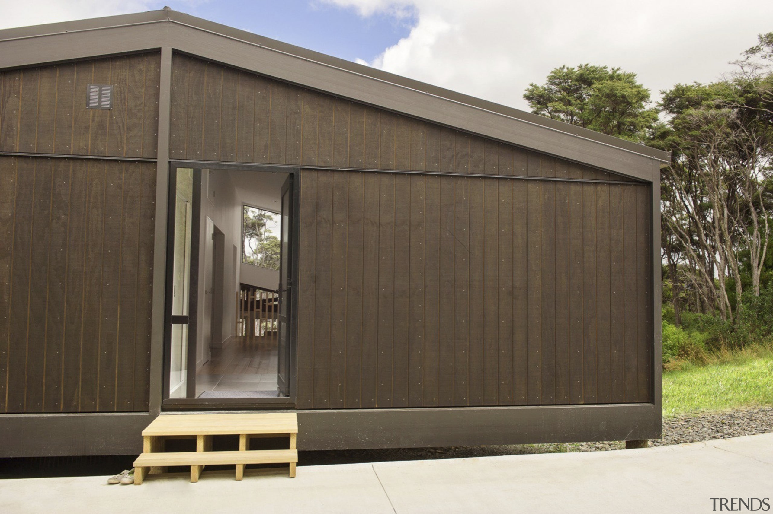 City meets country at Karaka Lakes - City architecture, door, facade, house, real estate, shed, siding, brown