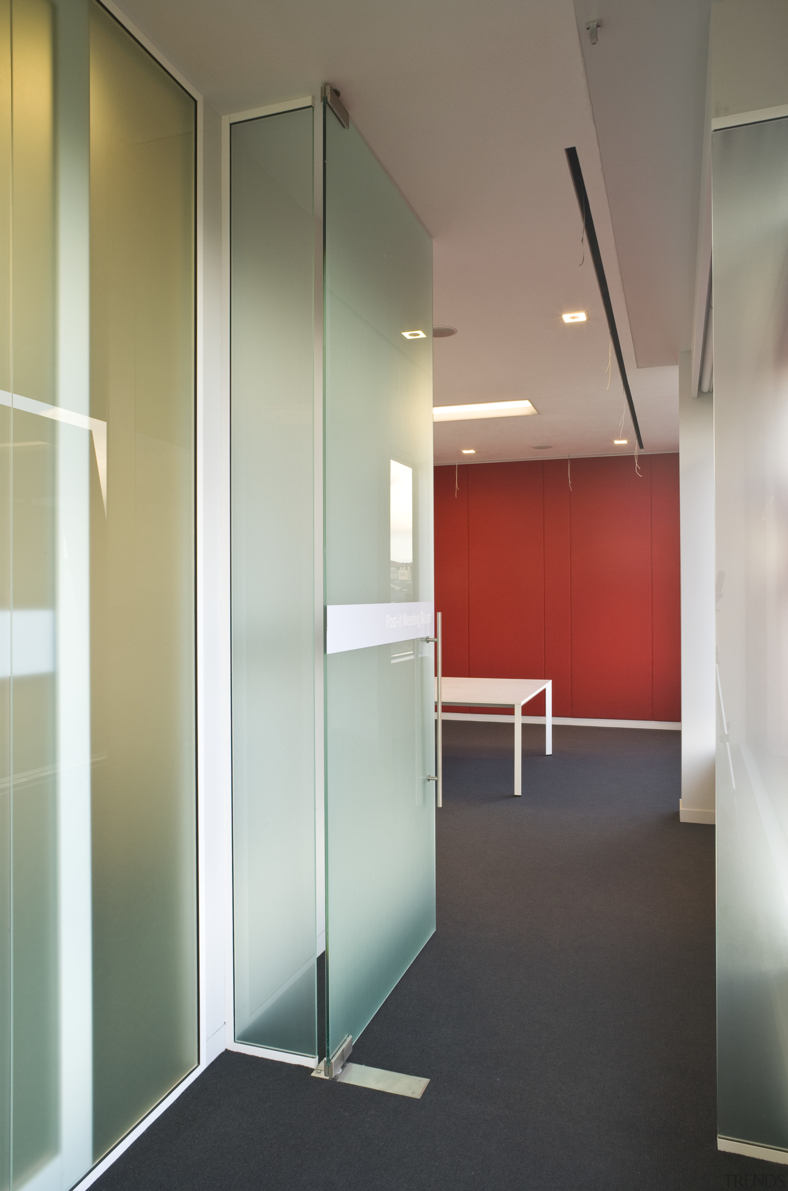 Internal view of 3M Head Office part of architecture, ceiling, daylighting, door, floor, glass, interior design, lighting, wall, gray