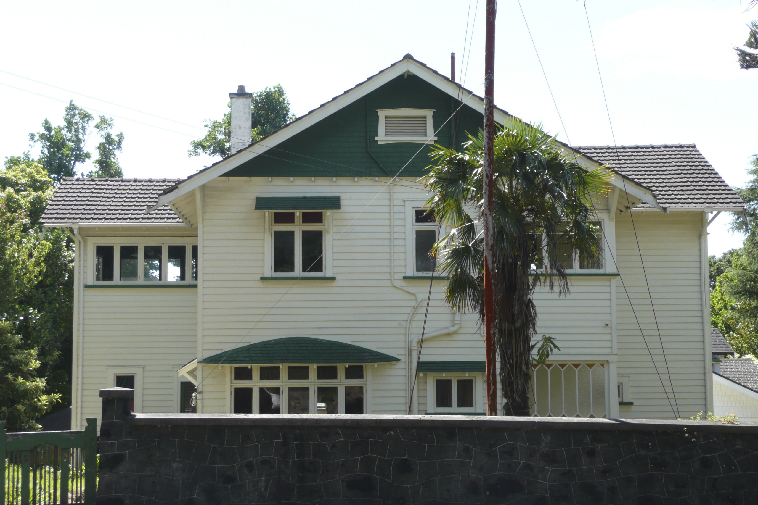 Before photo. - Before photo. - building | building, cottage, elevation, facade, home, house, neighbourhood, property, real estate, residential area, roof, siding, window, white, black, gray