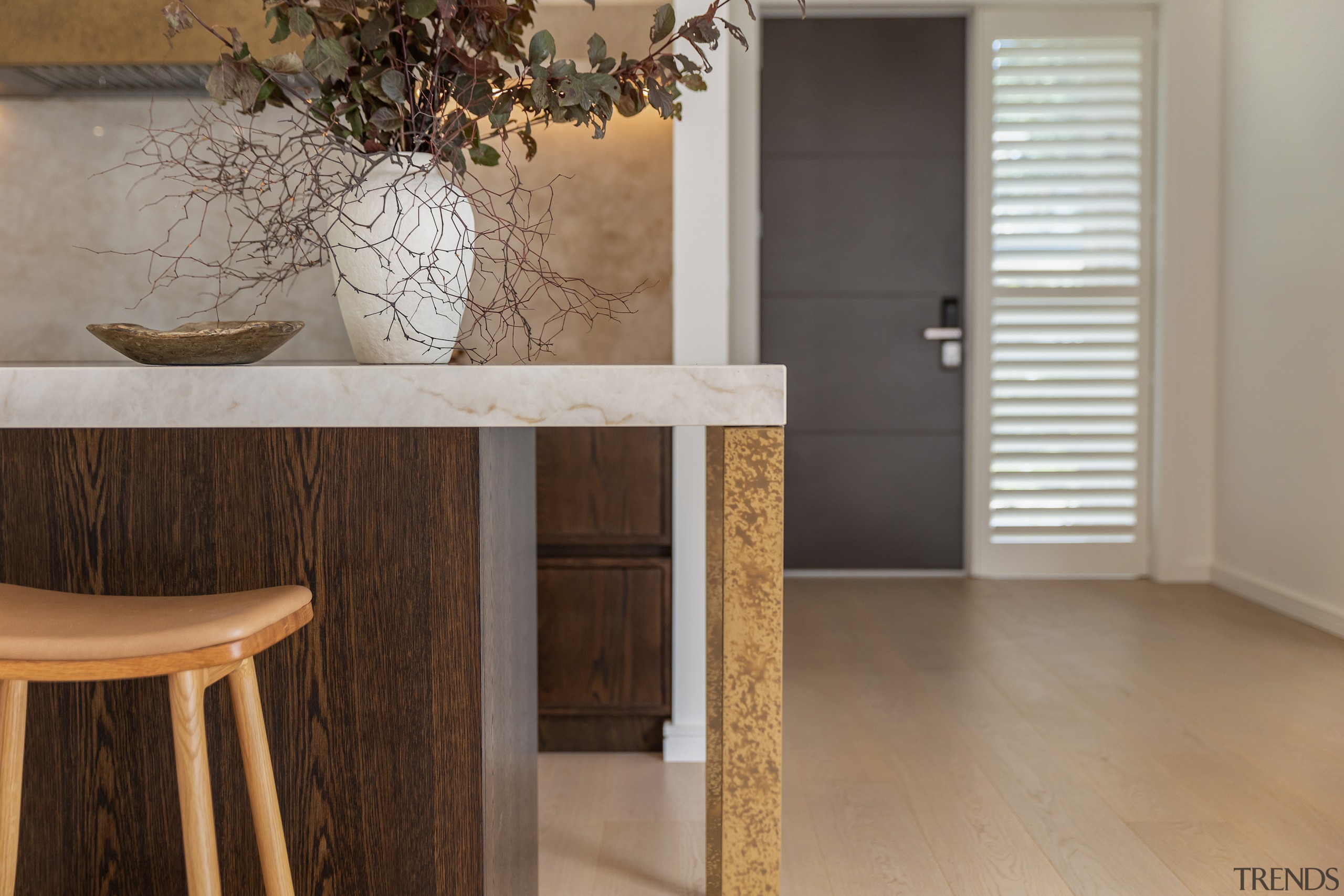 Island detail. - Light-hearted by the sea - 