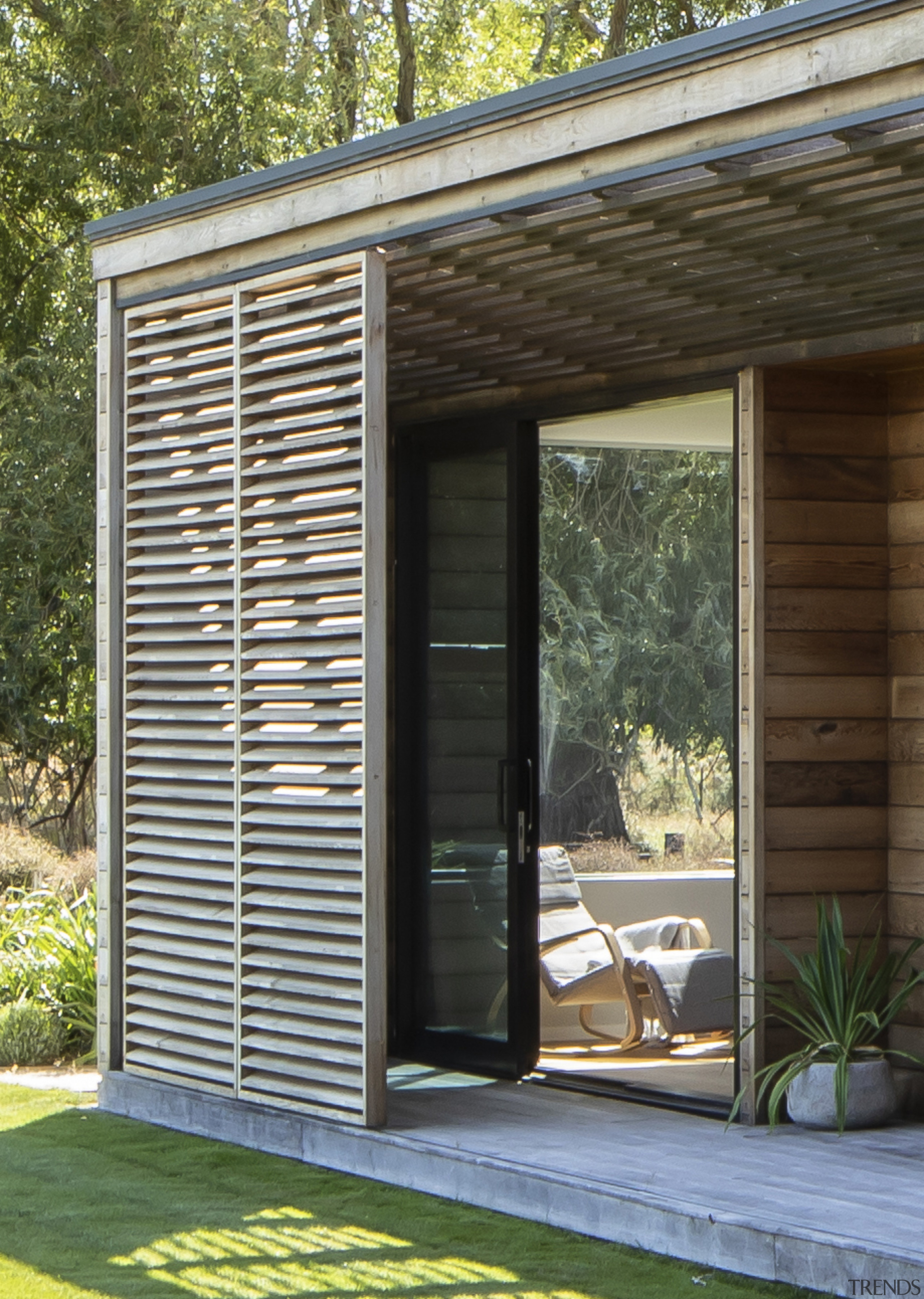 The main bedroom and verandah. - Sheltering wings 