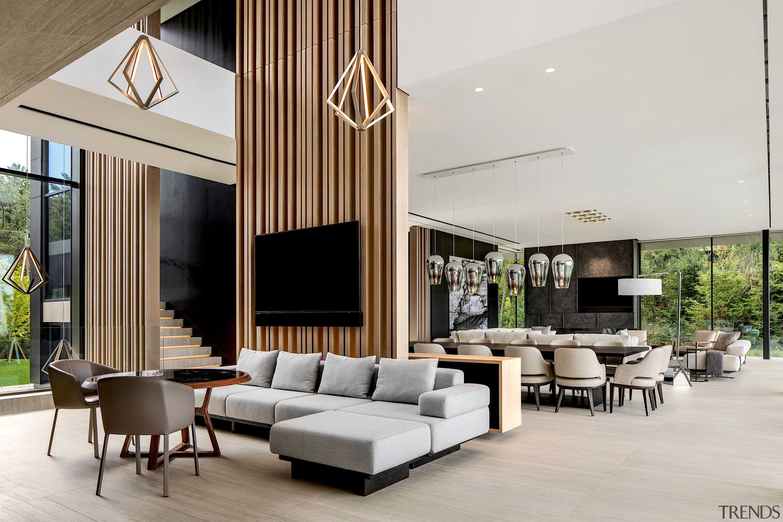 The house plays with volume and space to 