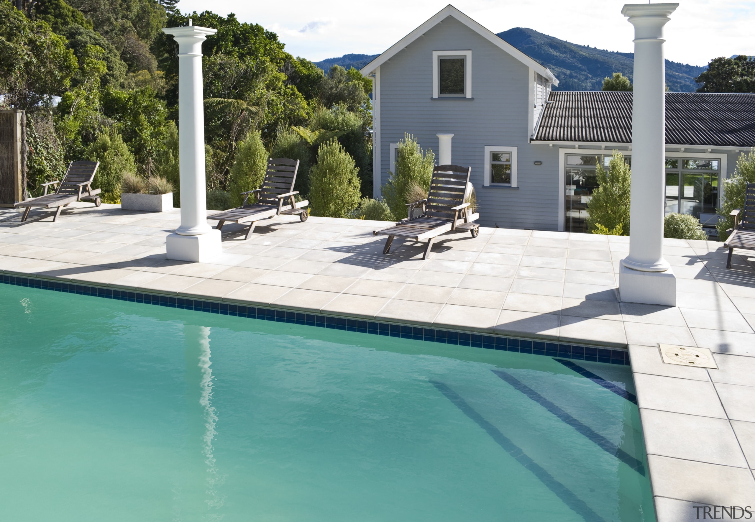 beautiful open timber outdoor pool spaces        <h3 class=