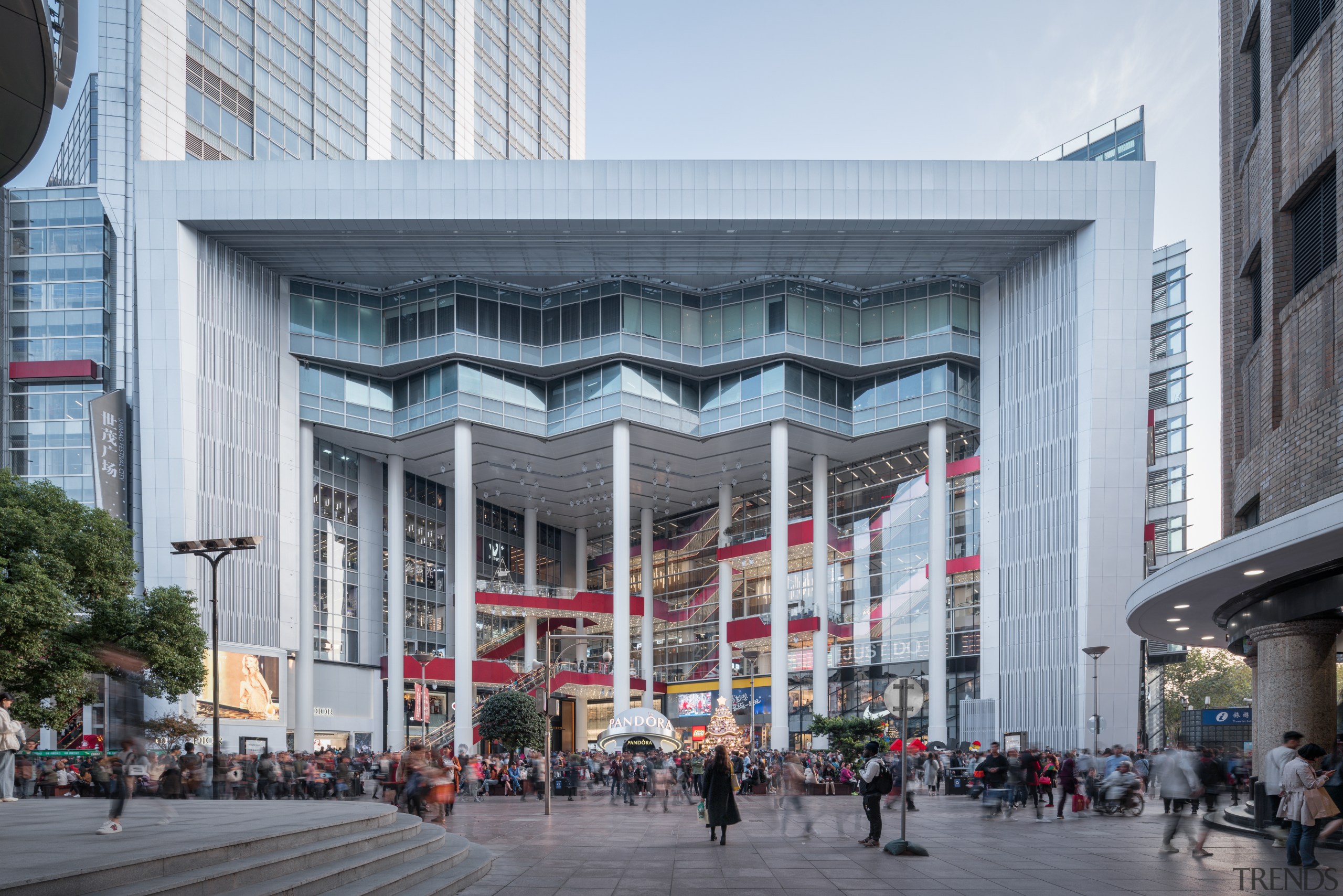 When redesigning Shimao Festival City mall in Shanghai, architecture, building, city, commercial building, Shimao Festival City, mall, Koskaistuios