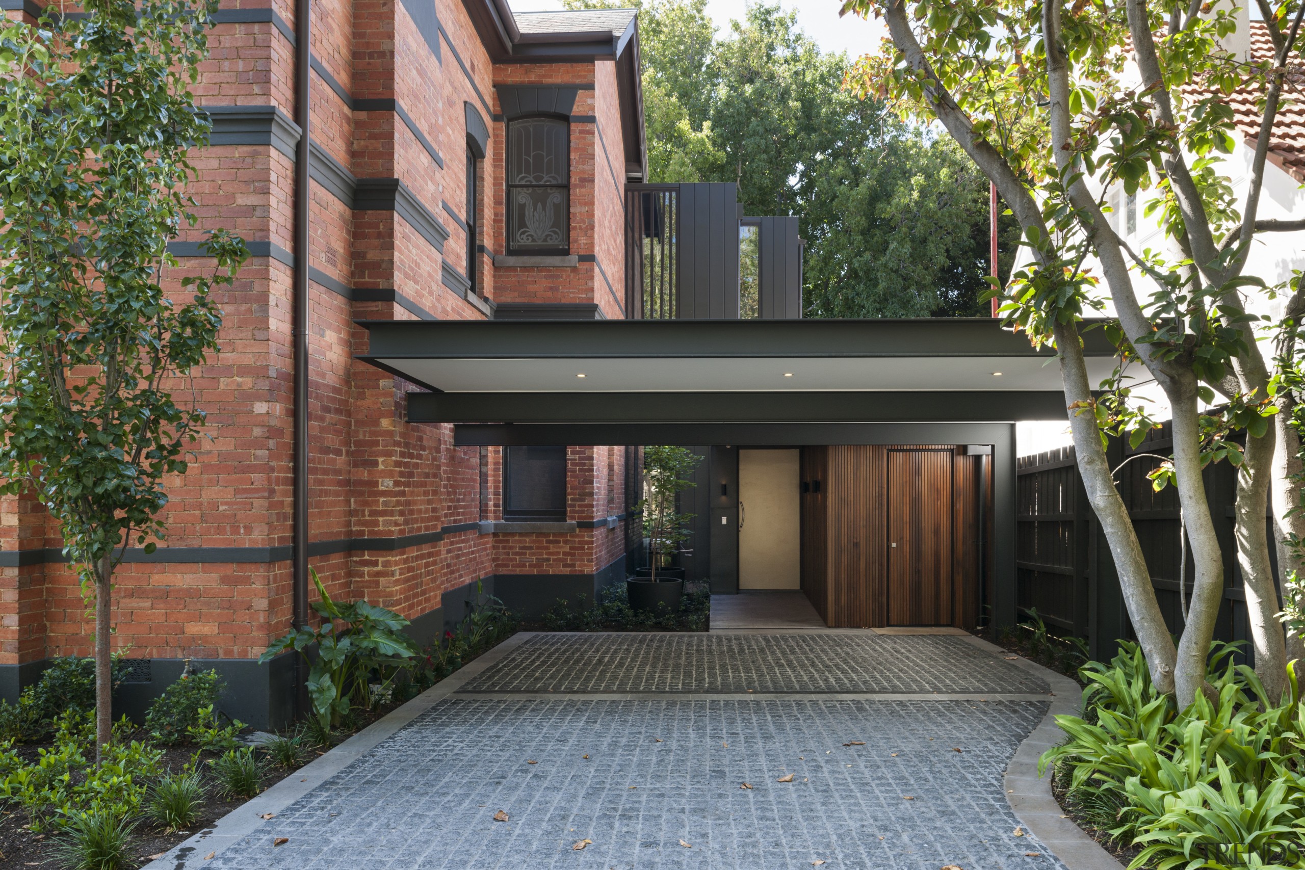 This new carport has a clean, geometric quality, architecture, courtyard, facade, home, house, property, real estate, residential area