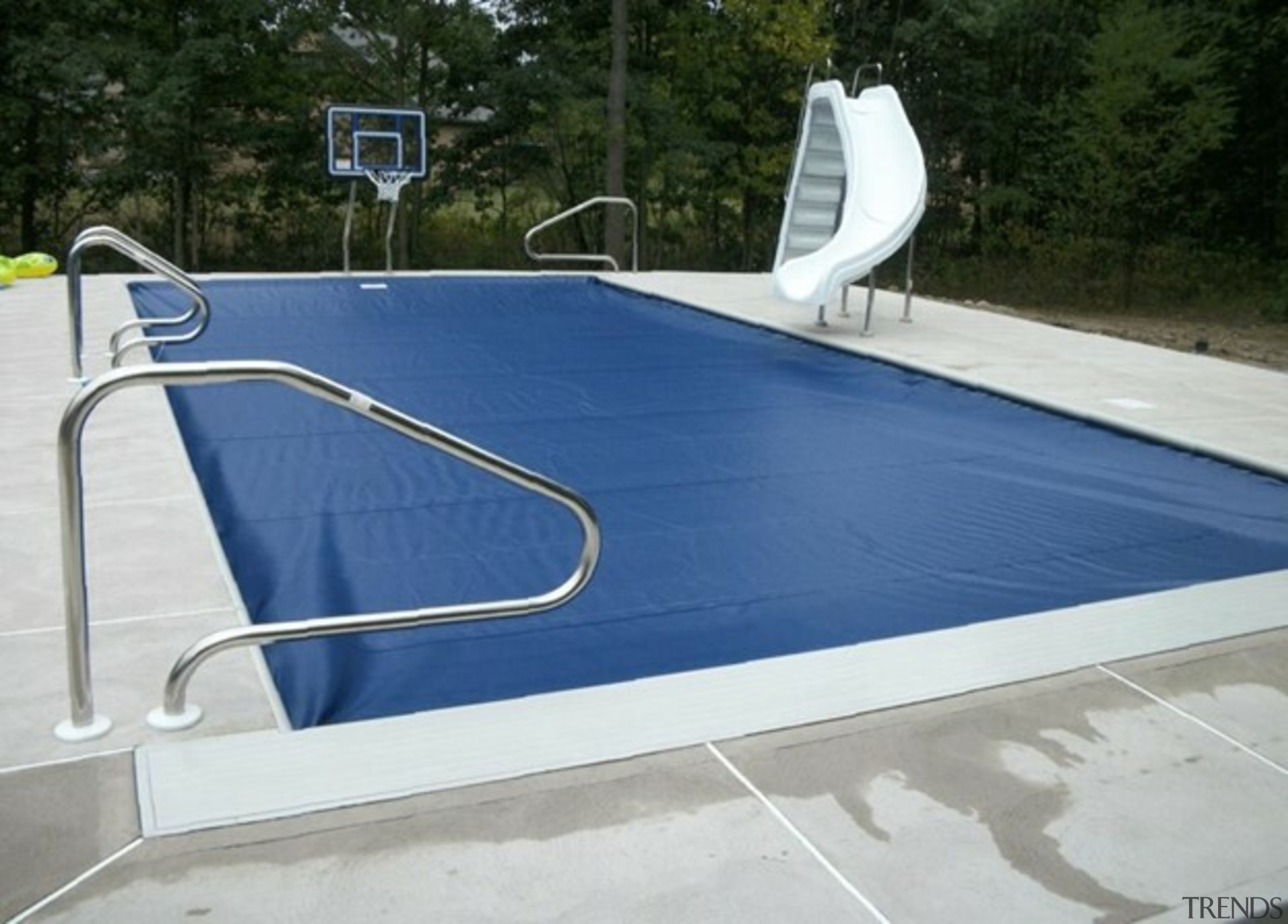 Coverstar system. - Choosing the right pool cover 