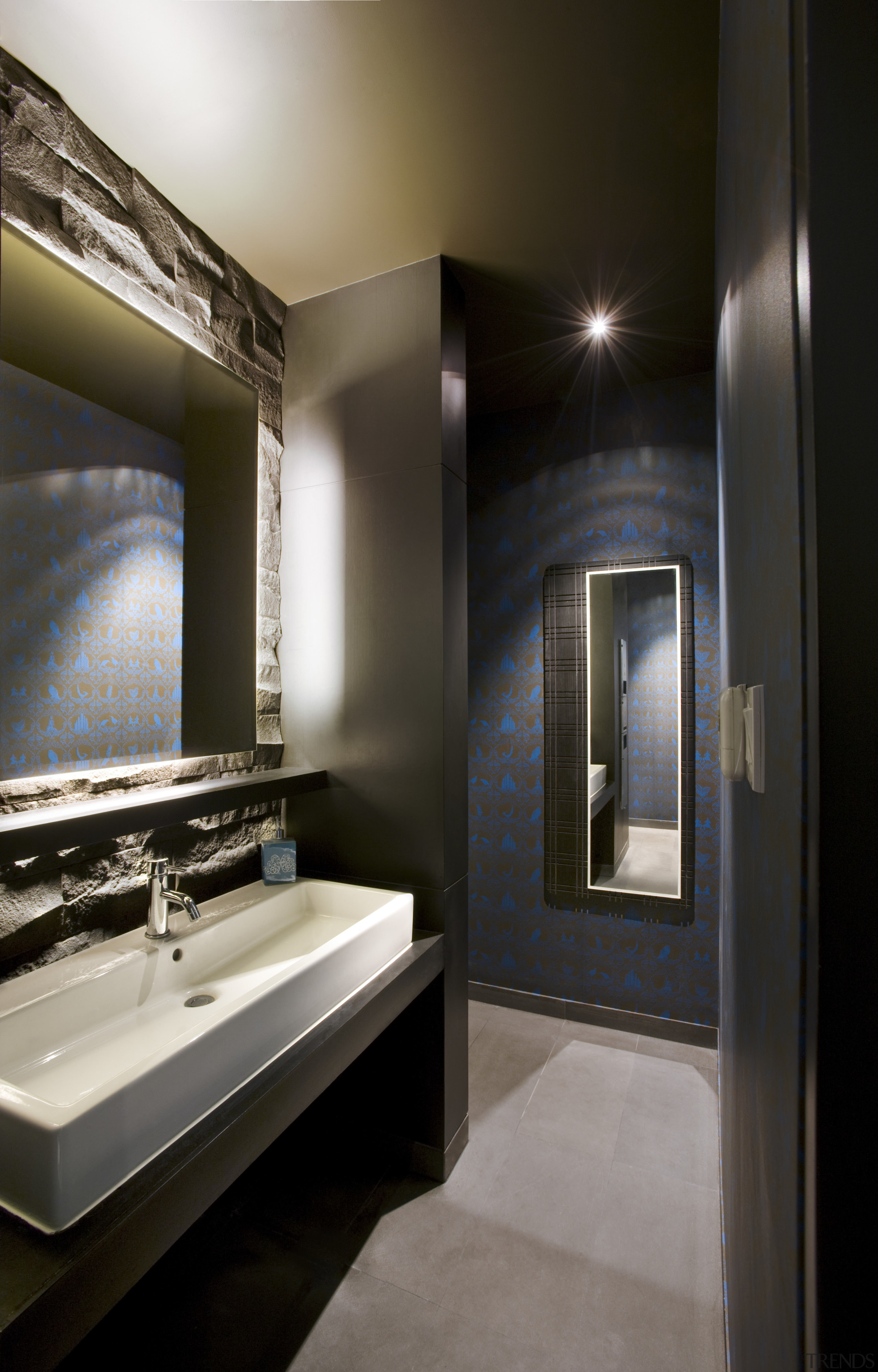 View of a bathroom which features accessories from architecture, bathroom, interior design, room, black, gray
