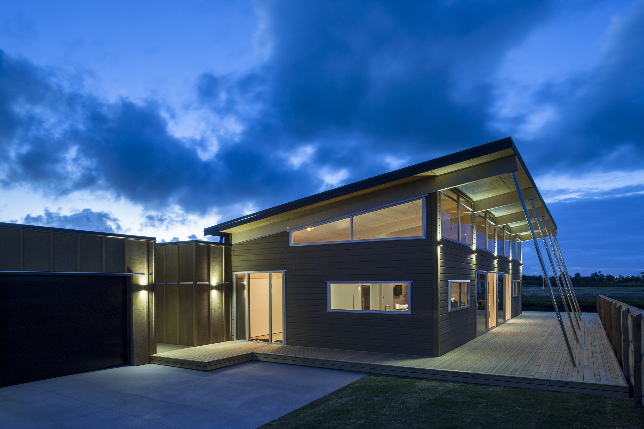 Lockwood show home Tauranga - A high raking architecture, building, cloud, daylighting, estate, facade, home, house, lighting, property, real estate, residential area, roof, sky, blue, black