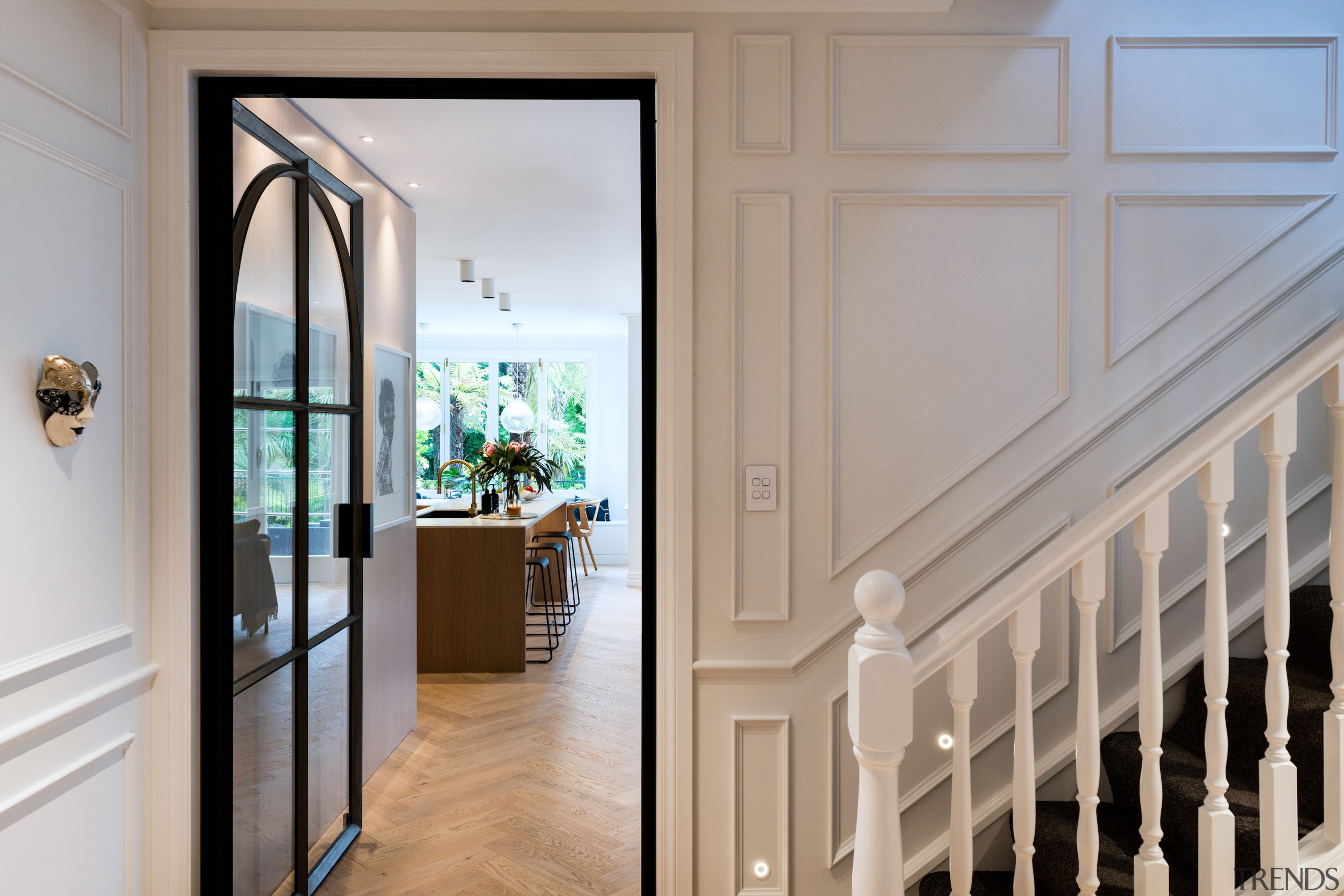 The contemporary kitchen finds balance with the character 