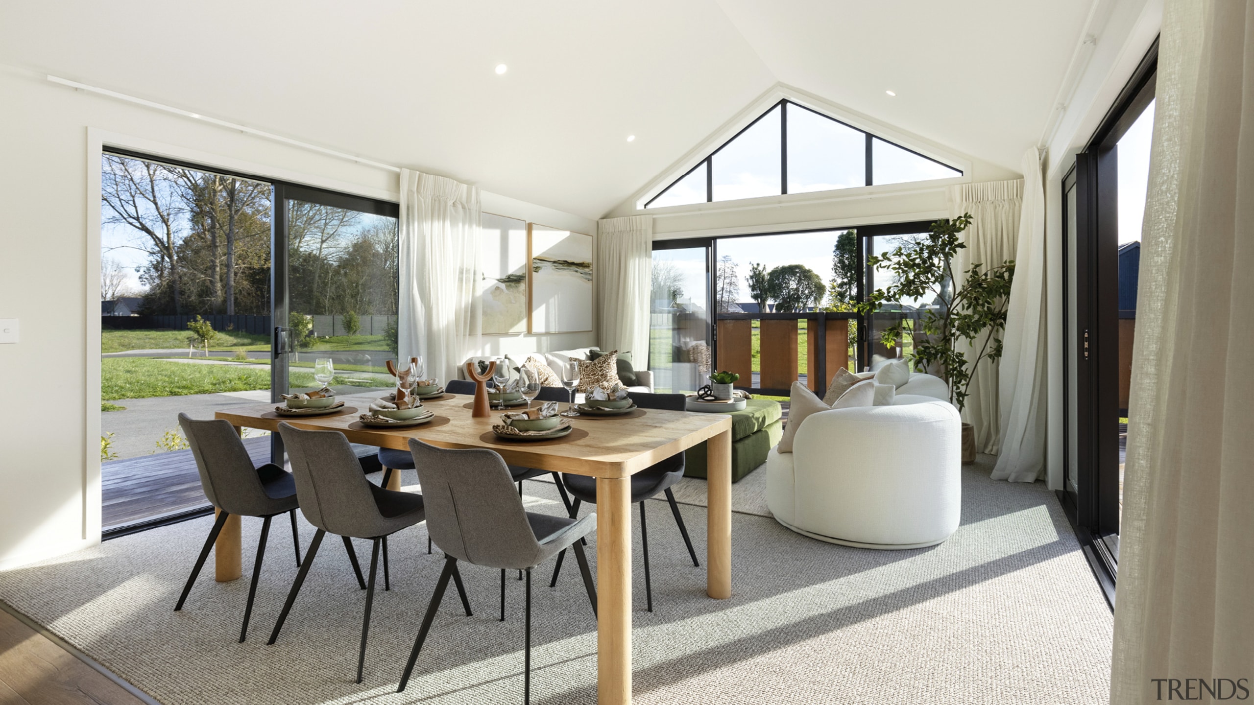 Indoor-outdoor flow is to the fore with giant 