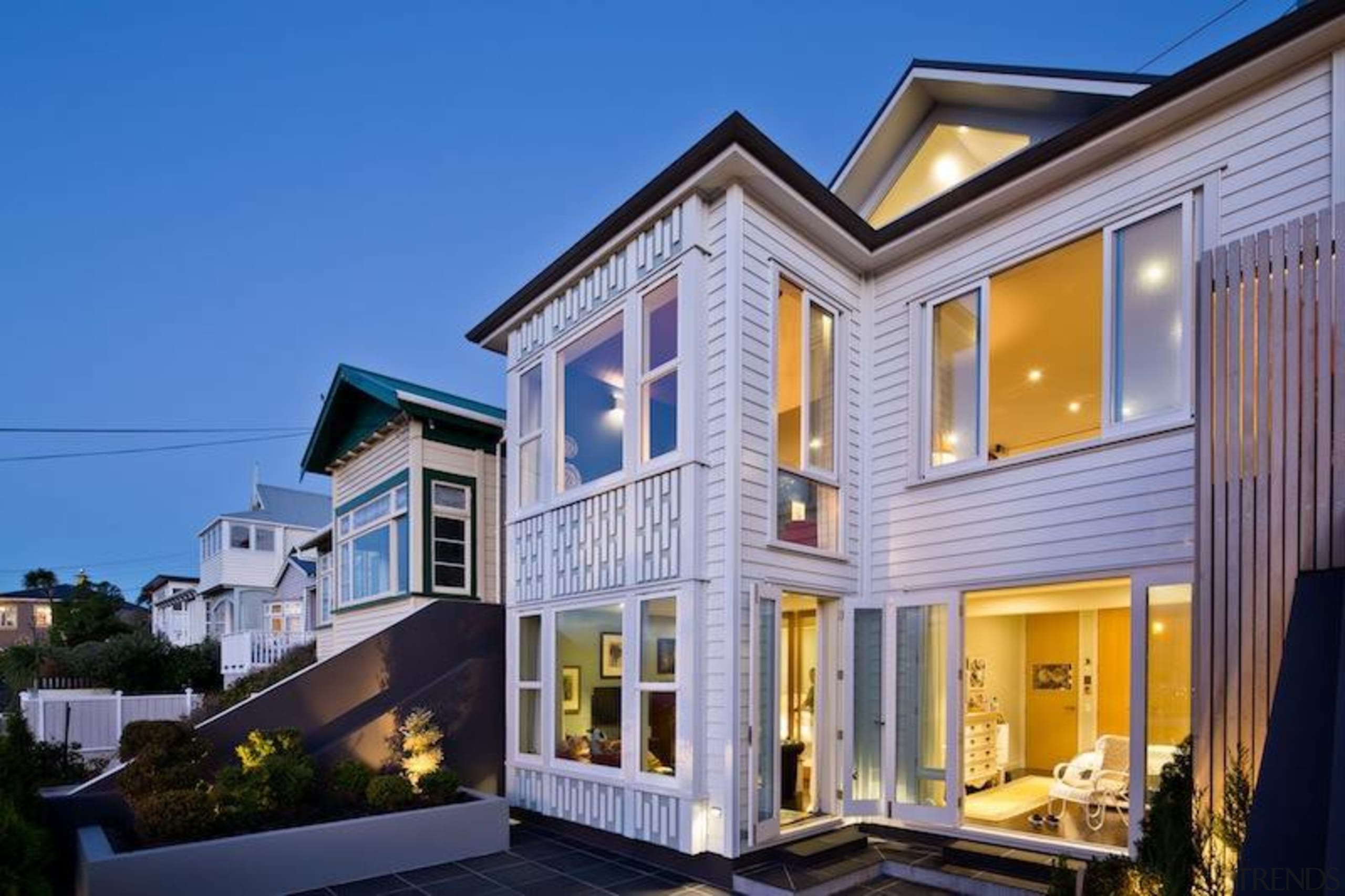 TIDA New Zealand Architect-designed Homes - 2015 Trends building, elevation, estate, facade, home, house, mixed use, property, real estate, residential area, siding, window, blue