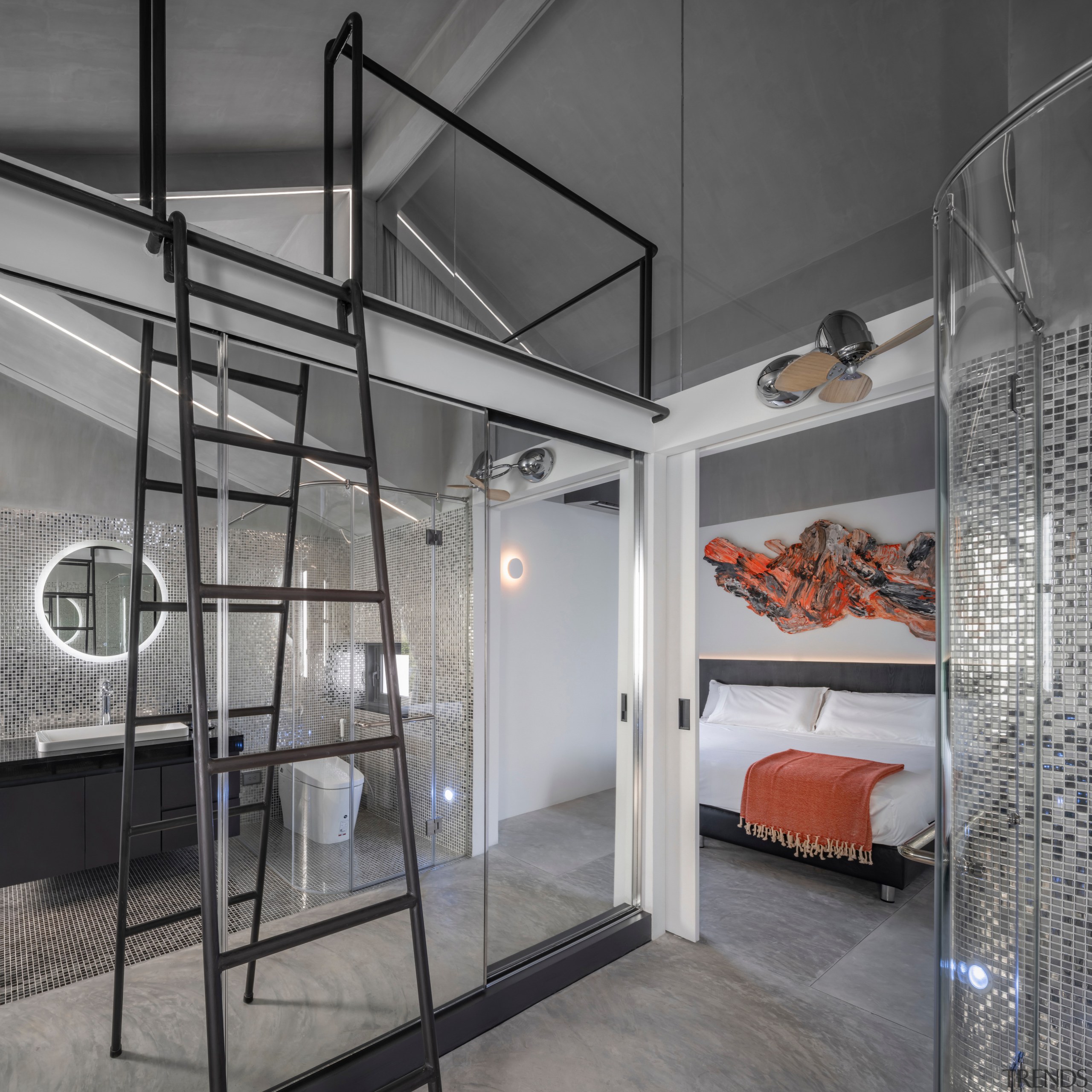 Above the dressing room and bathroom, a relaxation 