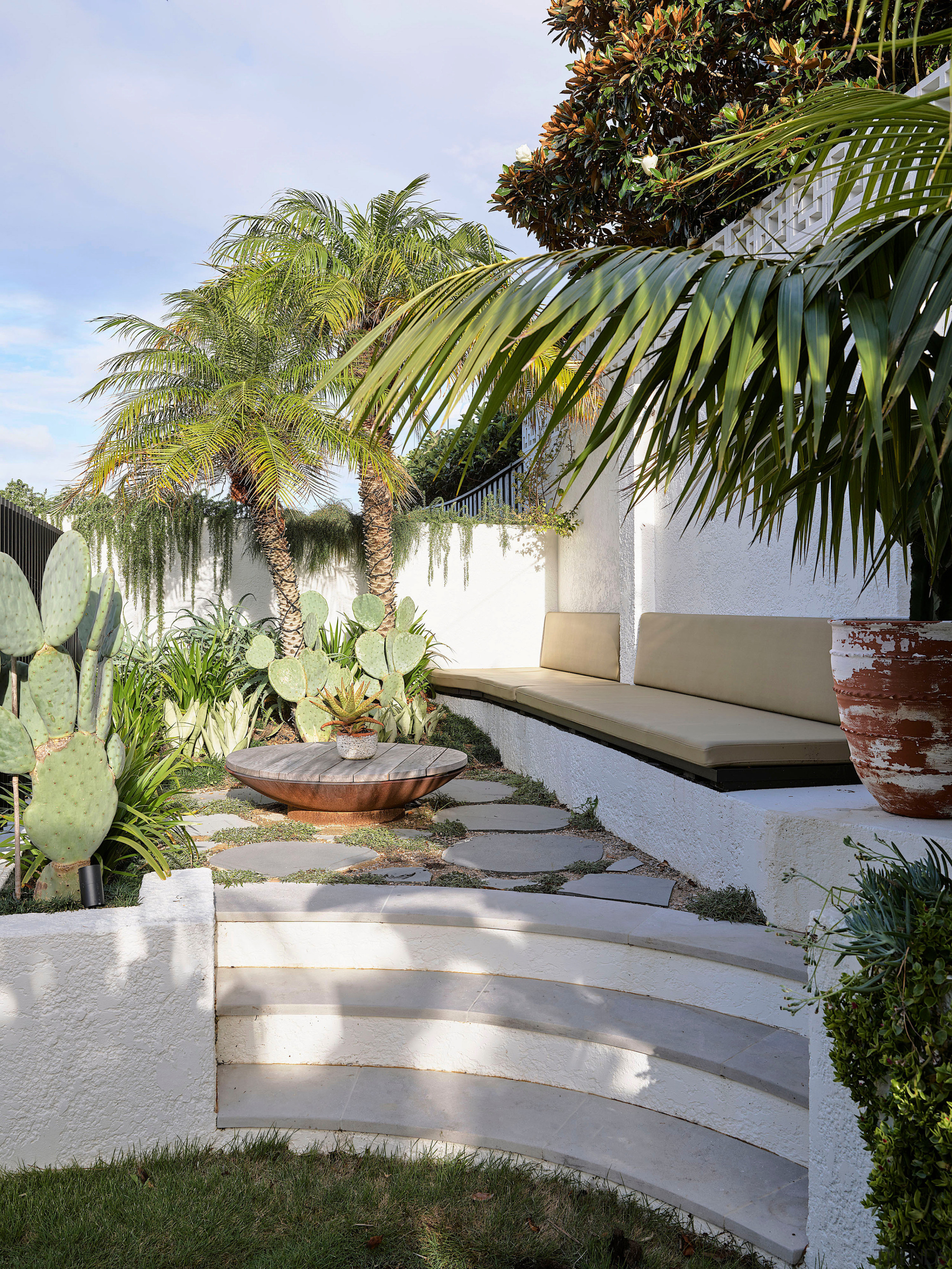 Outdoor living with tropical/Mediterranean vibe. 