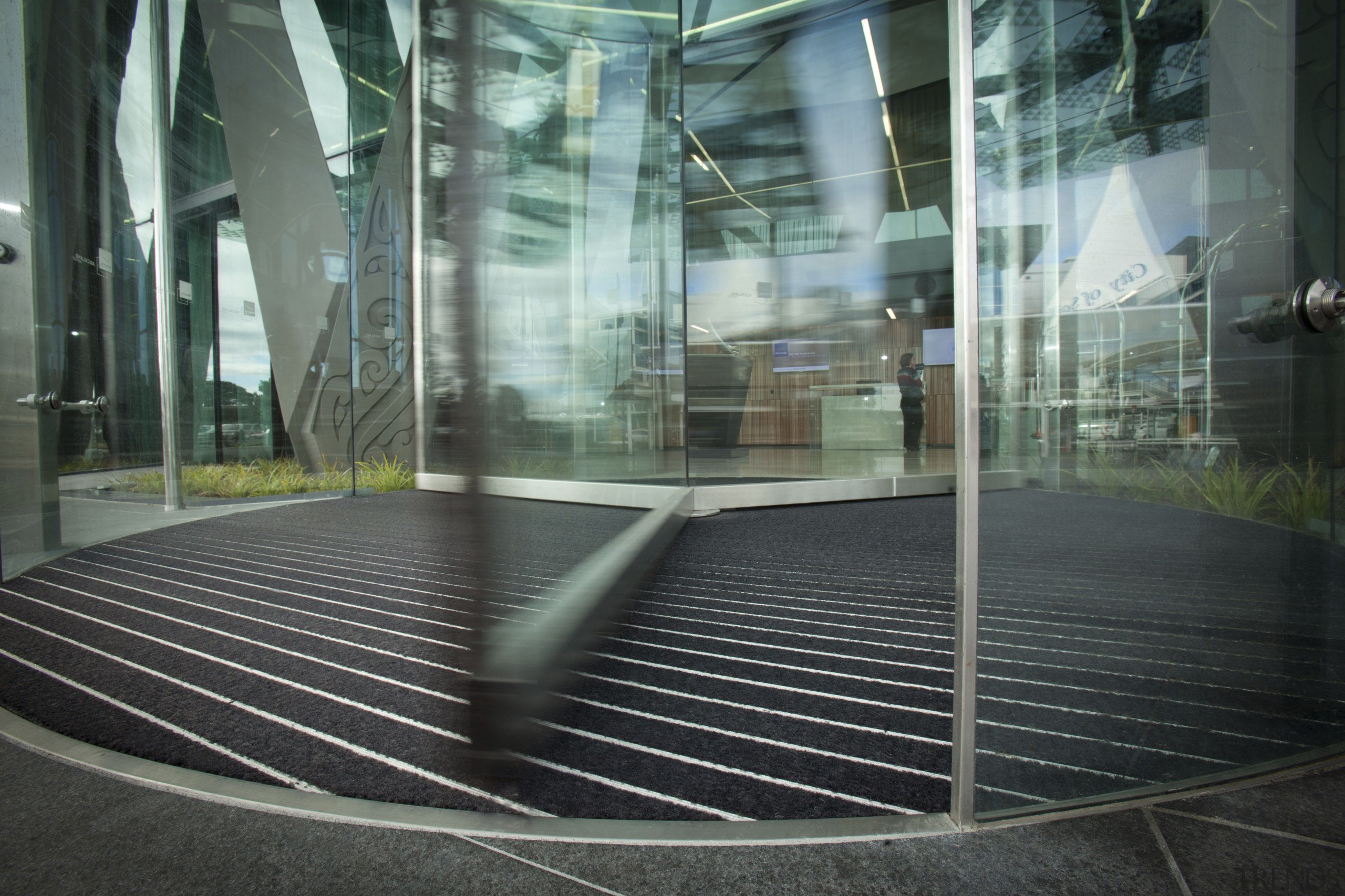 Novotel Auckland Airport uses ExtraTread Matts from Macintyre, architecture, building, condominium, daylighting, glass, line, metropolitan area, reflection, structure, black, gray