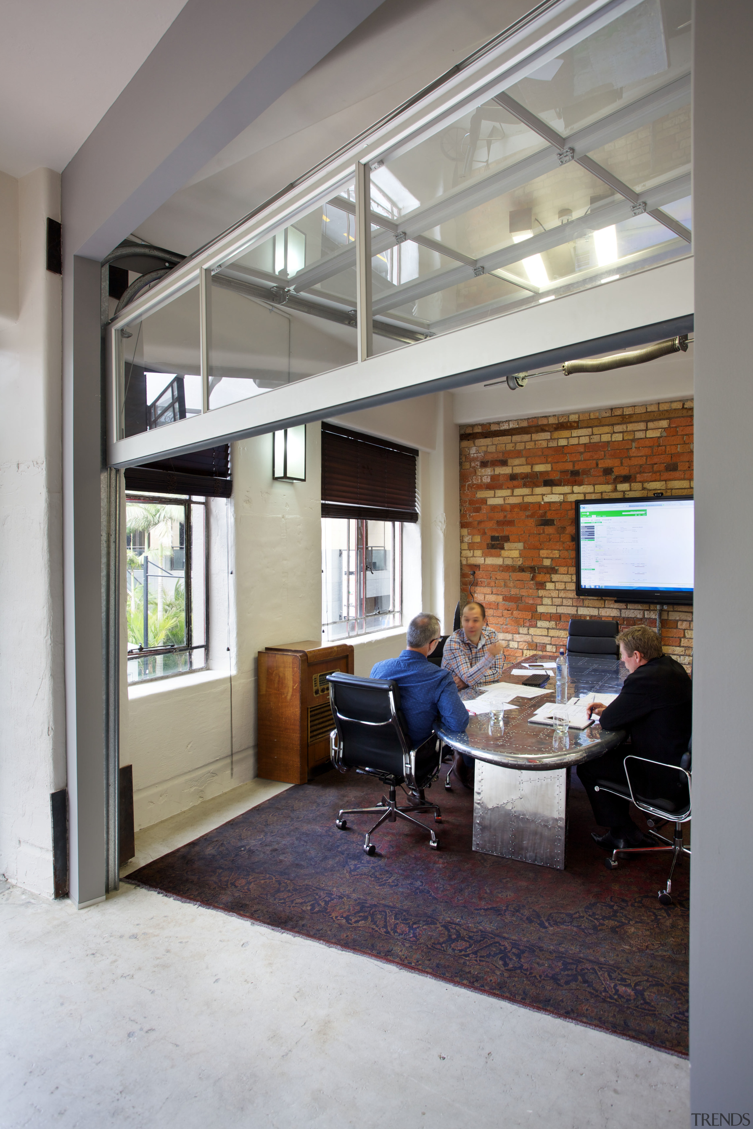 The boardroom in the Gaze office and design architecture, ceiling, daylighting, floor, house, interior design, window, gray