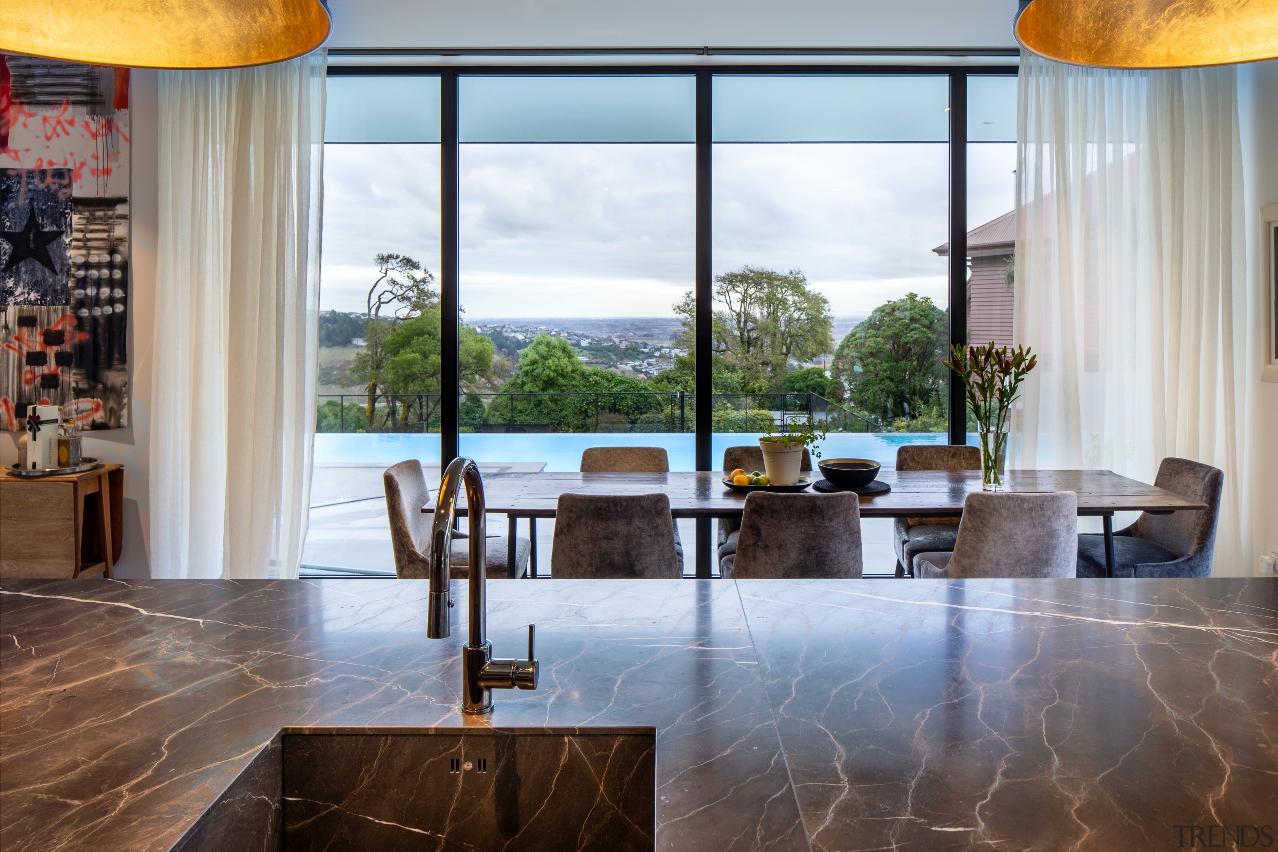 Through and through – even the sink is 