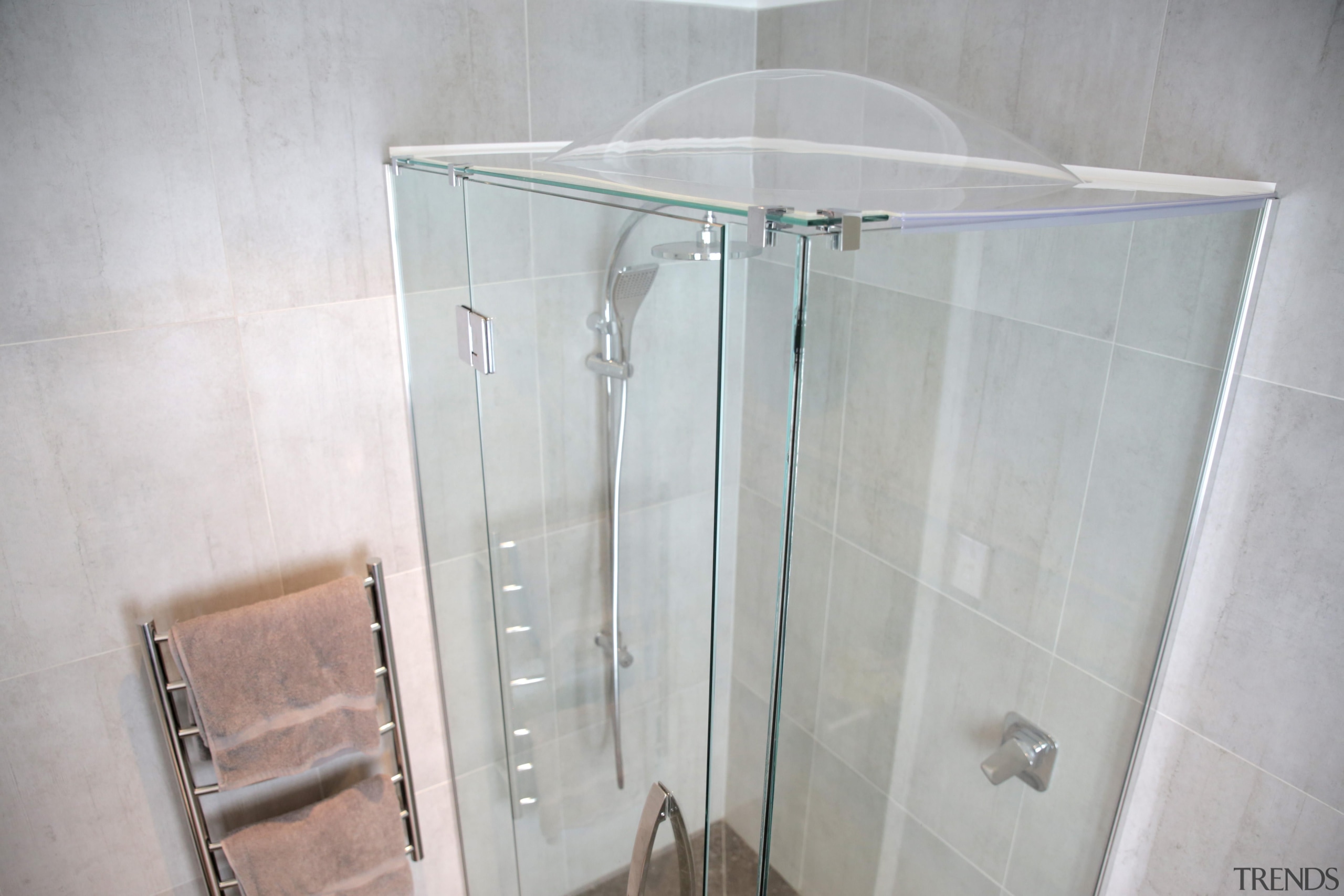 8.jpg - angle | bathroom | glass | angle, bathroom, glass, plumbing fixture, product, property, room, shower, gray