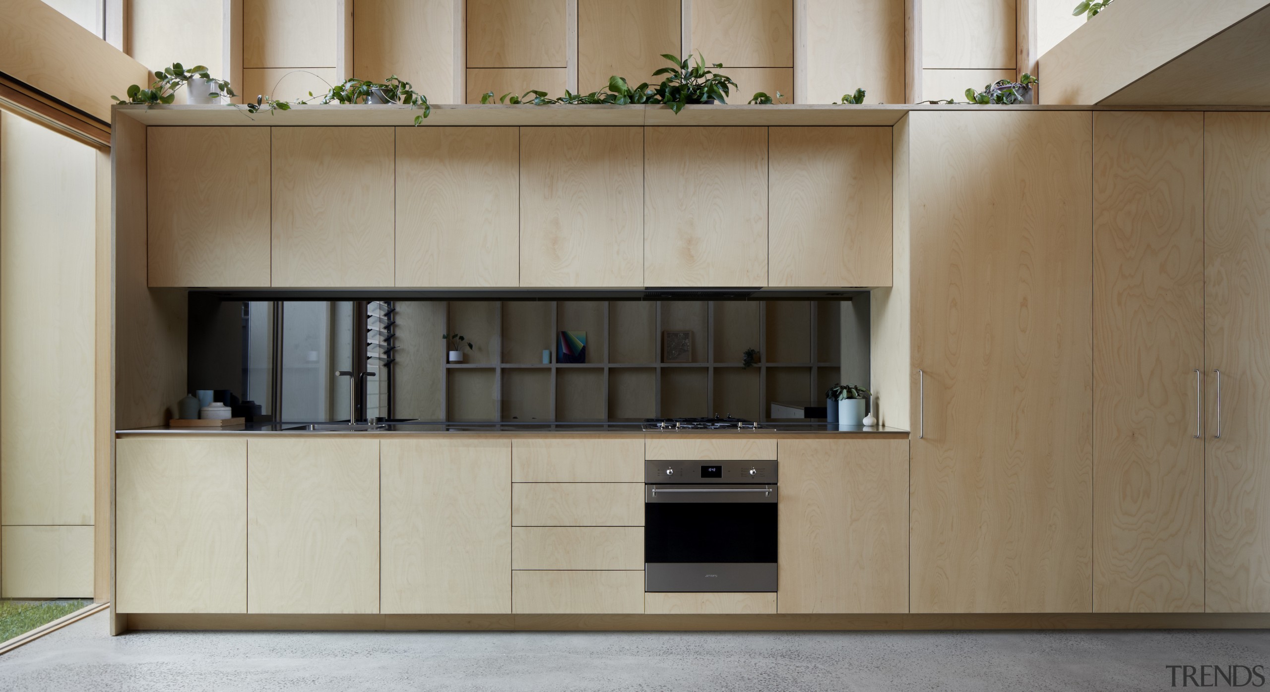 One long stainless steel workbench on the eastern 