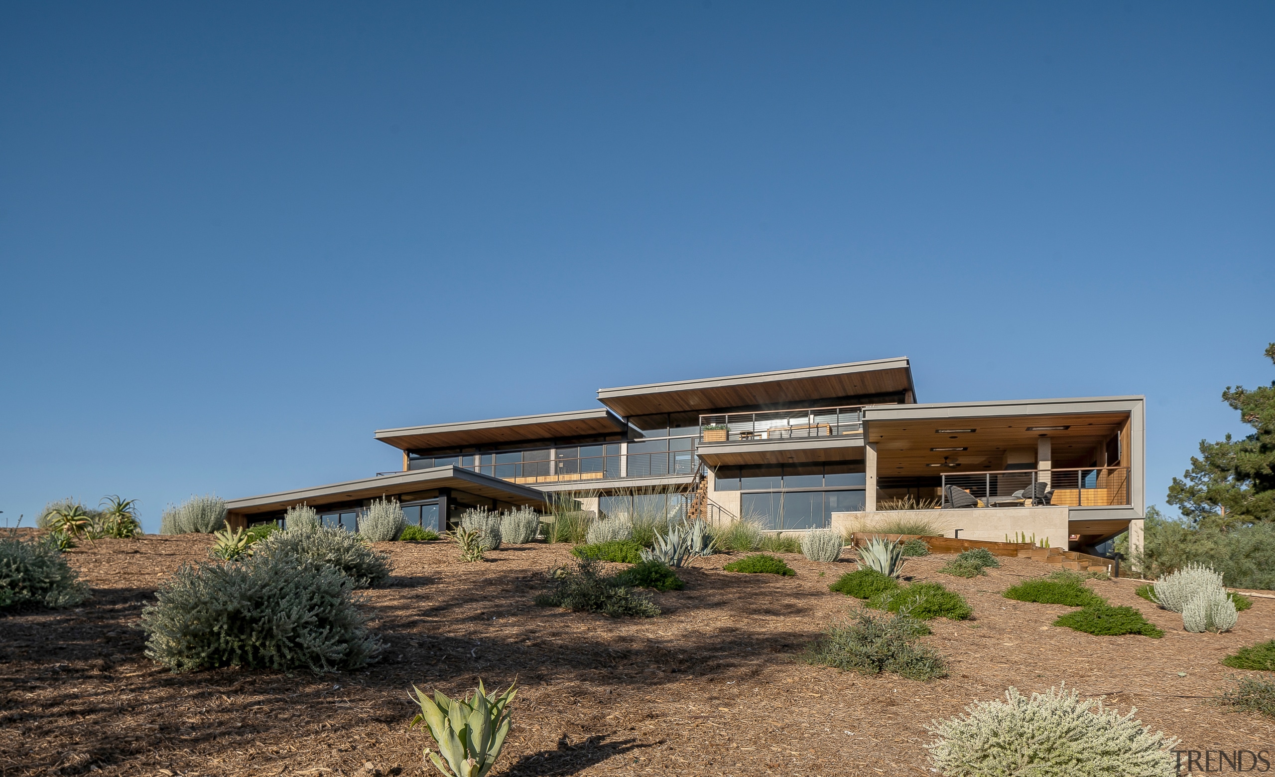 REar facade. - Oasis of cool - 