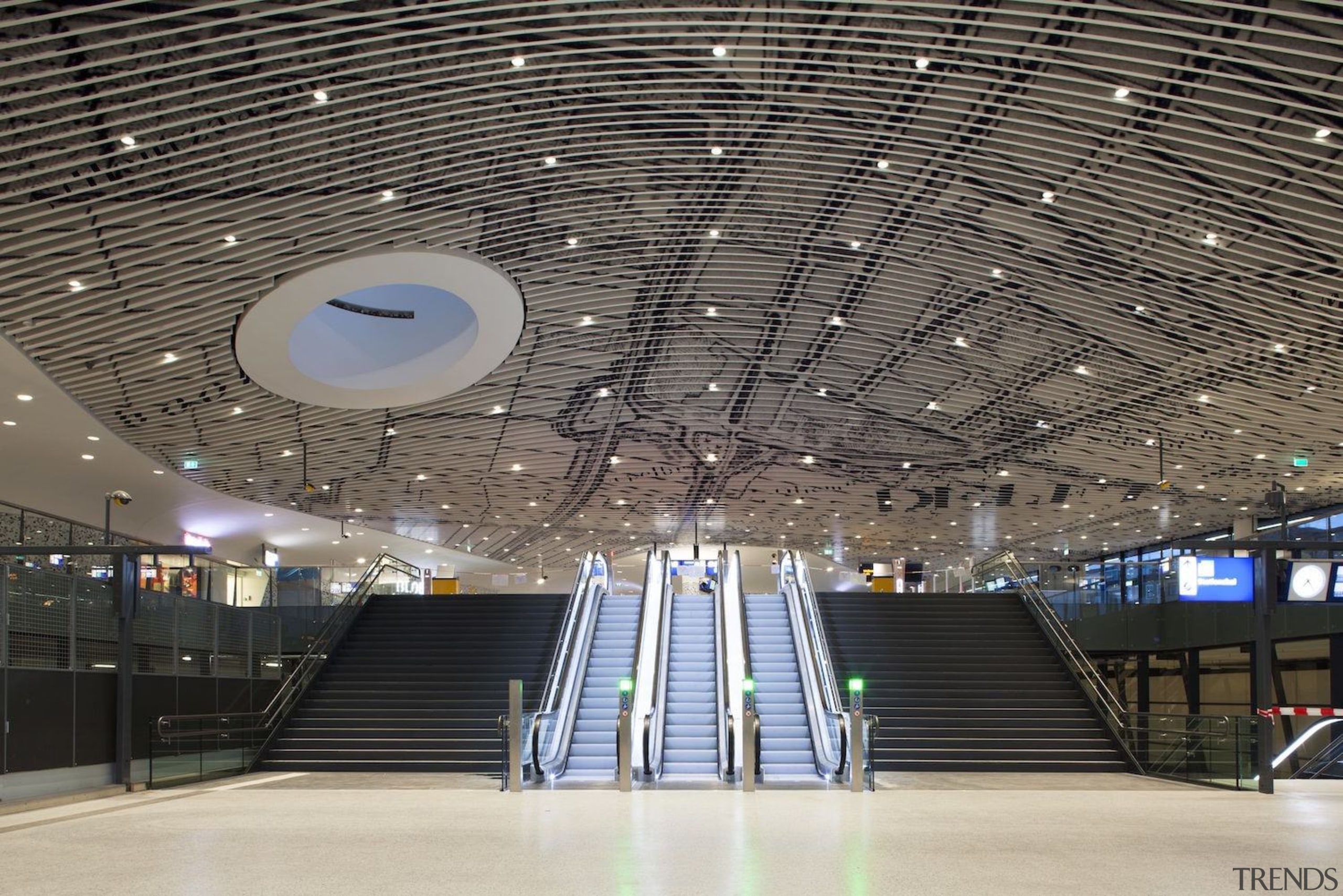 Municipal Offices and Train Station, Delft - Municipal airport terminal, architecture, building, ceiling, convention center, daylighting, infrastructure, performing arts center, structure, gray, black