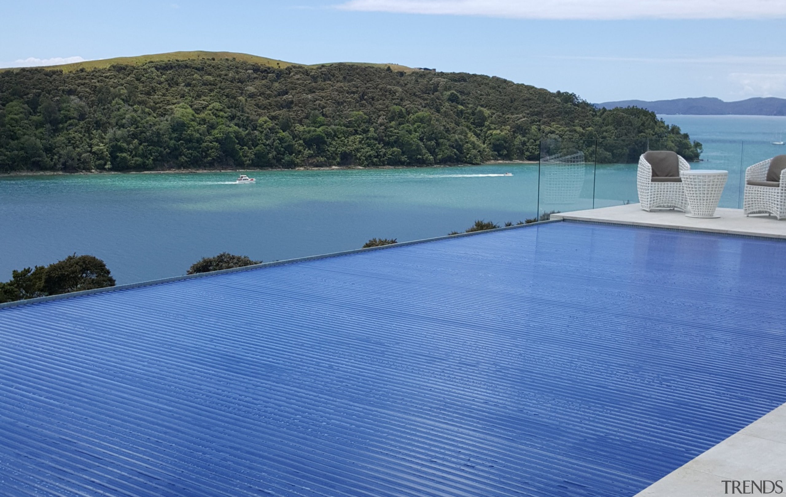 Choosing the right pool cover is a must 