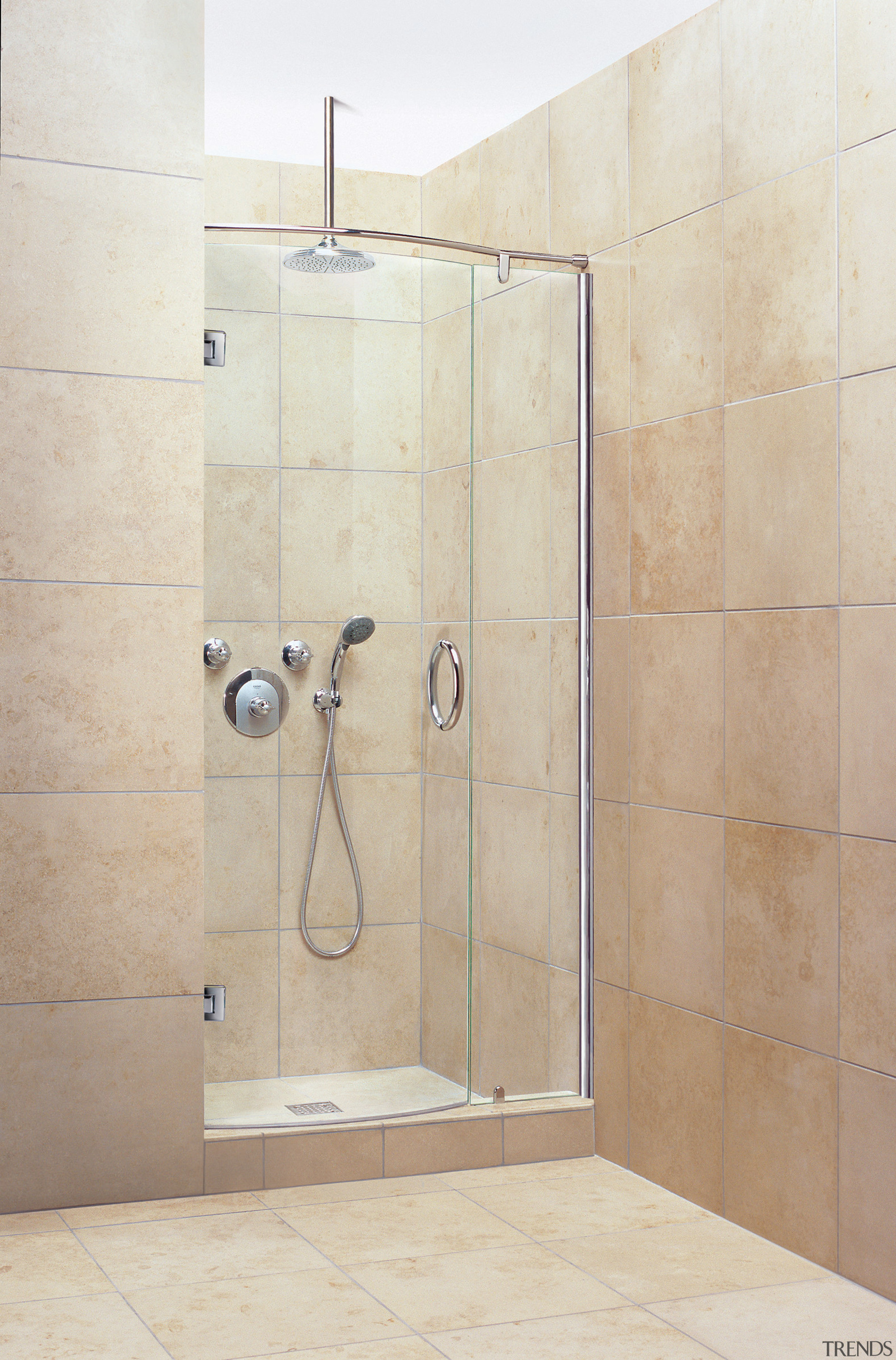 view of the bathroom featuring the new oben bathroom, plumbing fixture, shower, shower door, tap, gray