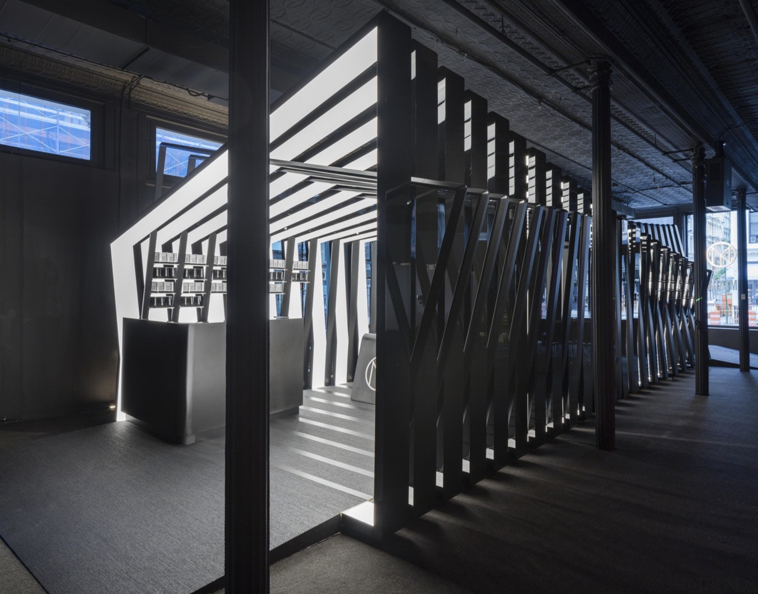 08 Zha Il Makiage Photo By Paul Warchol structure, black