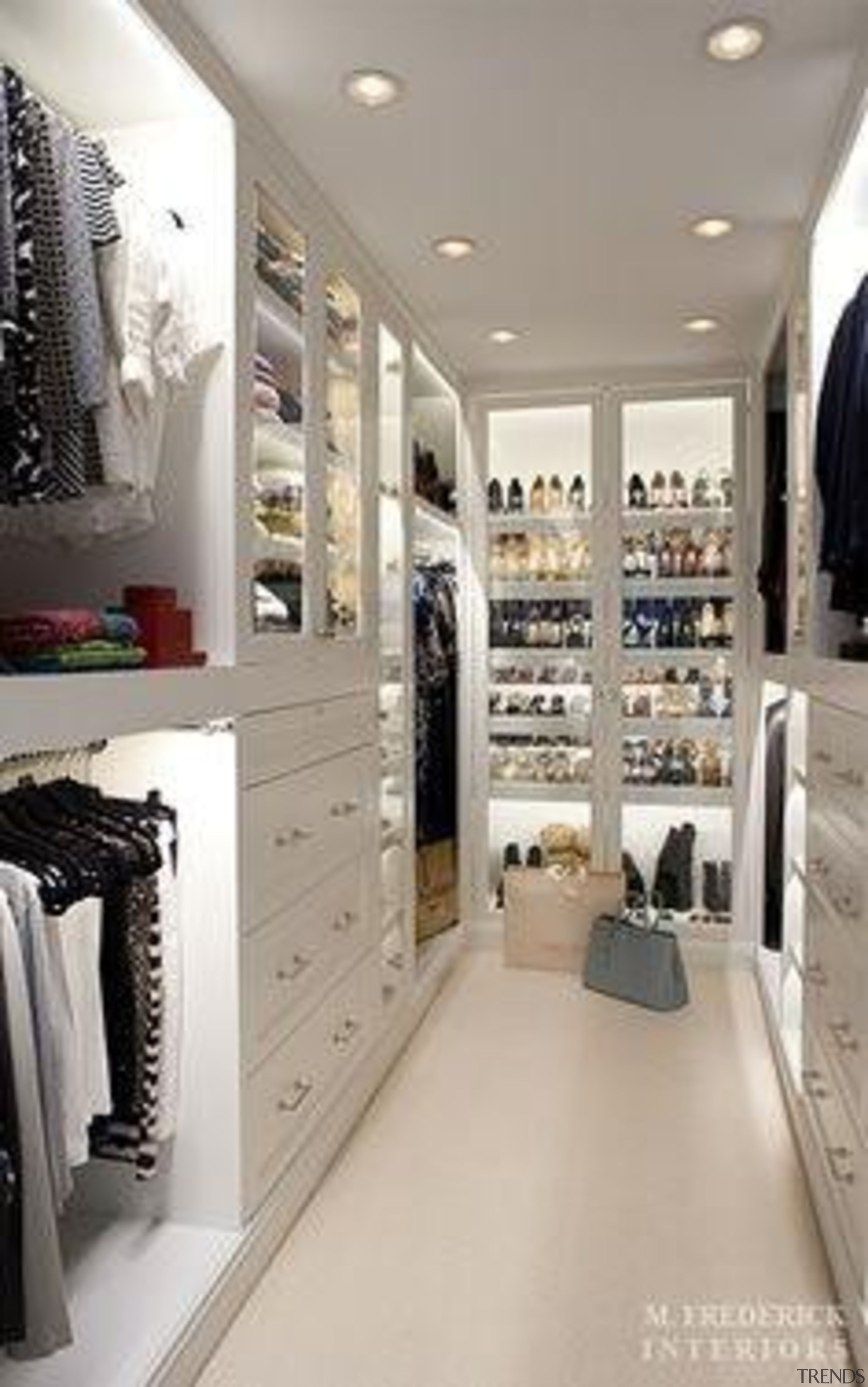 WALK IN CLOSET - Closet - walk in boutique, closet, interior design, retail, room, gray