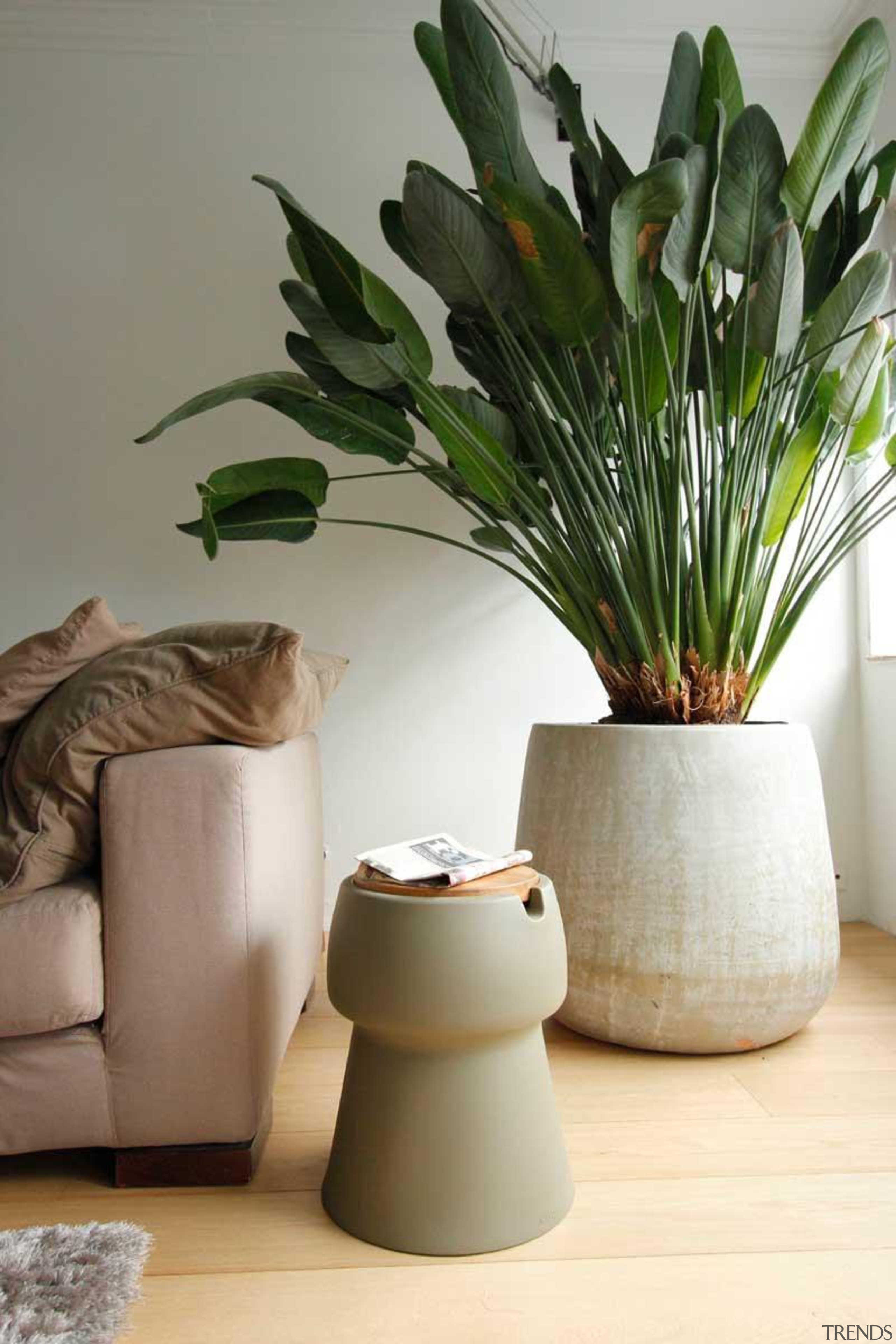 JokJor - ceramic | flowerpot | houseplant | ceramic, flowerpot, houseplant, plant, product design, vase, brown, gray