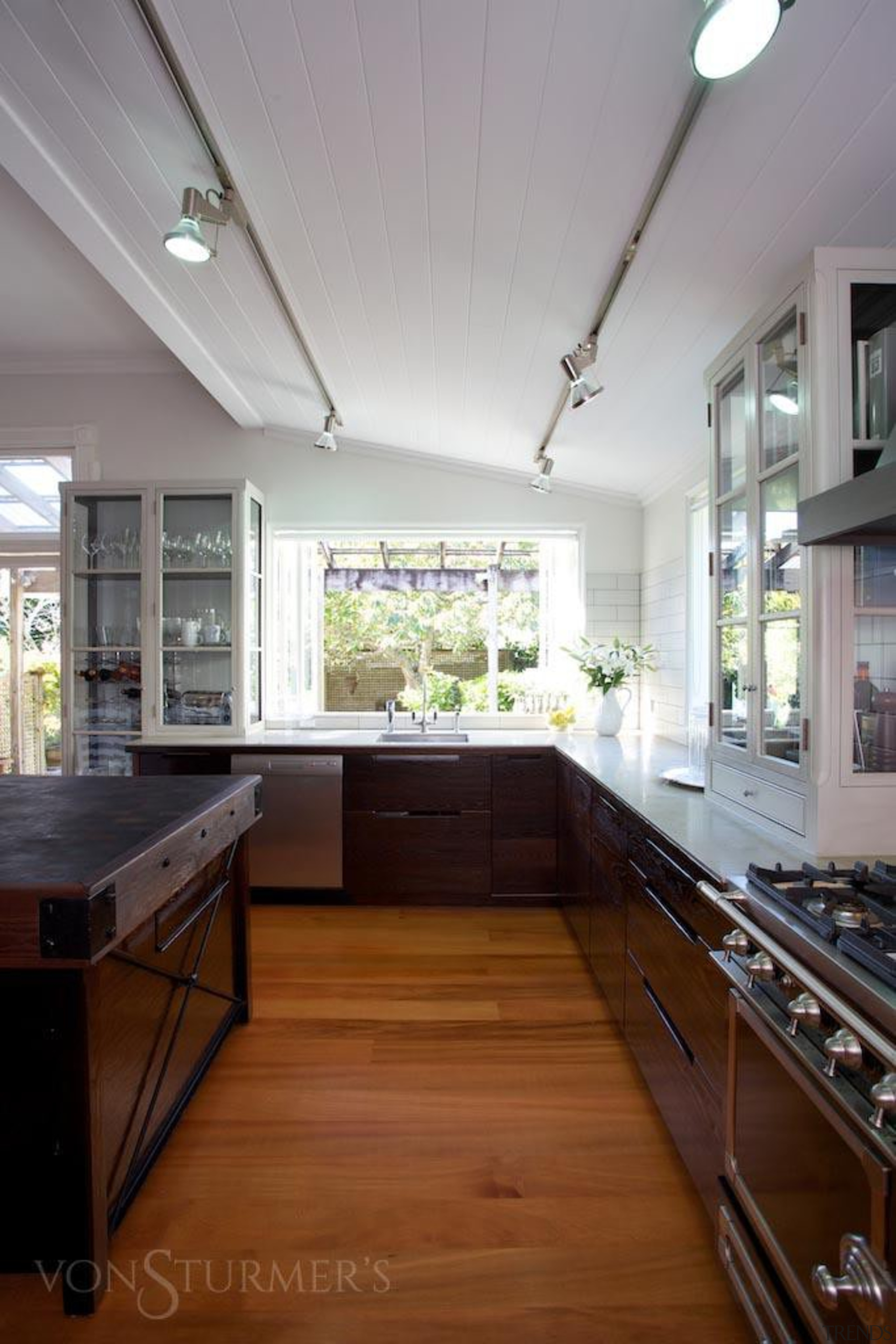 Grand Old Auckland Villa - Grand Old Auckland cabinetry, ceiling, countertop, cuisine classique, daylighting, floor, hardwood, interior design, kitchen, real estate, room, window, wood flooring, gray