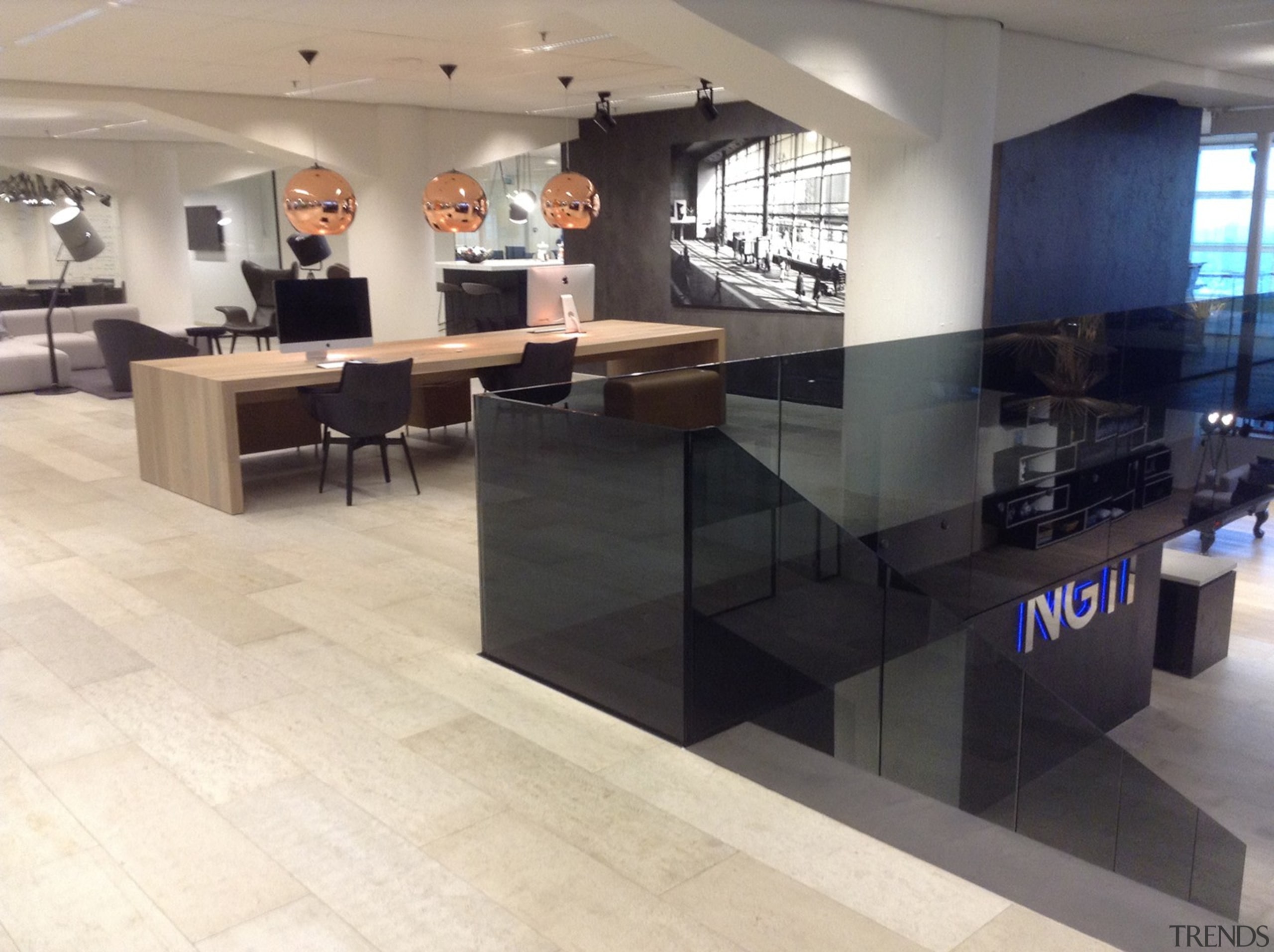 Concreate NGTI 01 - Concreate_NGTI_01 - countertop | countertop, floor, flooring, interior design, lobby, table, tile, wood flooring, white