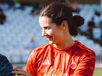 Charli Knott