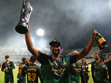 Ish Sodhi T20 Blast trophy win