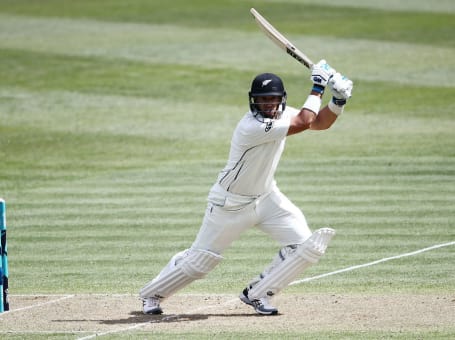 Ross Taylor NZ white