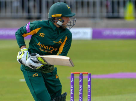 Billy Root bat green 2018