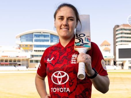 Nat Sciver-Brunt England
