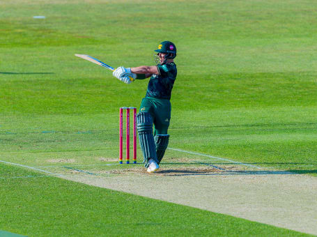 Tom Moores