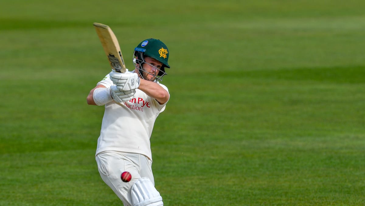 Major Ducket NCCC News : Dapper Duckett Delivers Again As Notts Take Driving Seat In ...