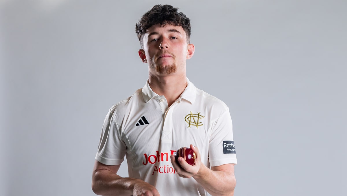 NCCC News : GILES TAKES THREE BEFORE NOTTS BUILD BIG LEAD